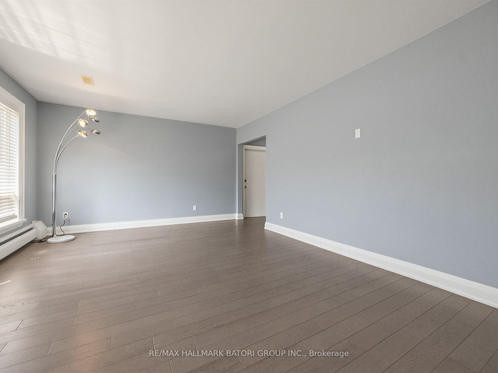 4 Croydon Road 3, Toronto, ON M6C 1S7 photo 5