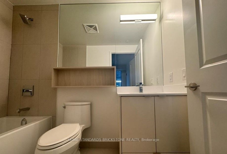 100 Dalhousie Street 1408, Toronto, ON M5B 0C7 photo 5