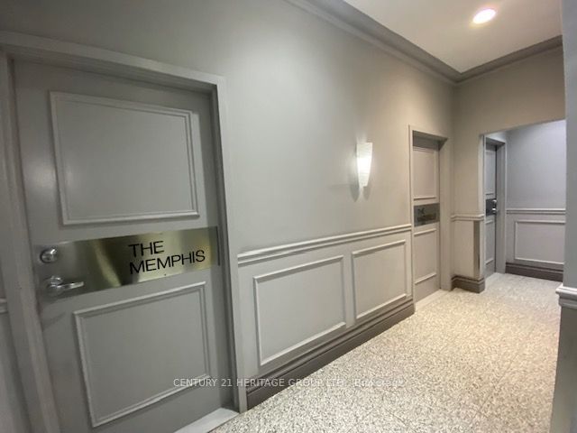 7 Bishop Avenue 1204, Toronto, ON M2M 4J4 photo 5