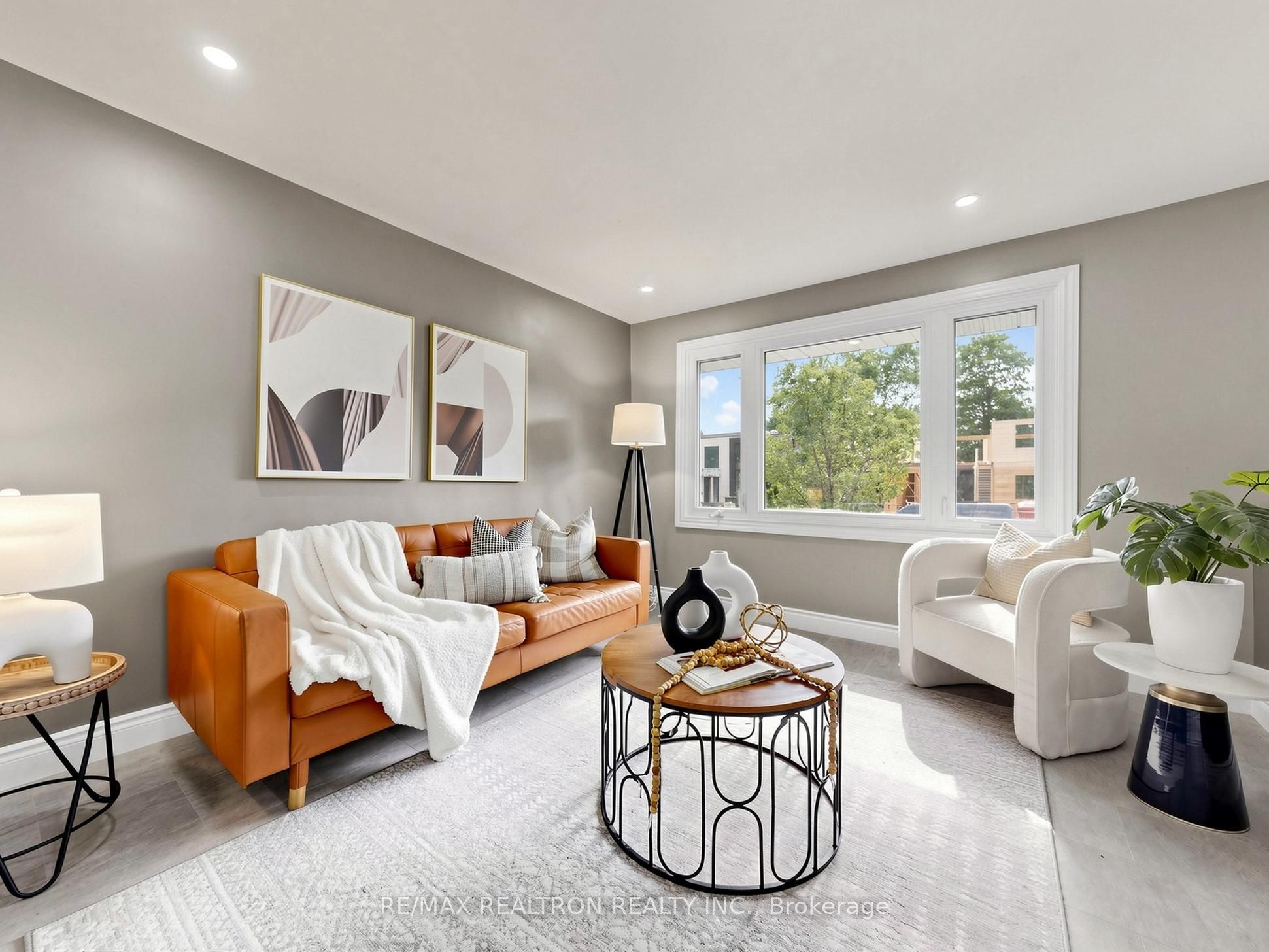 56 Ternhill Crescent, Toronto, ON M3C 2E5 photo 5