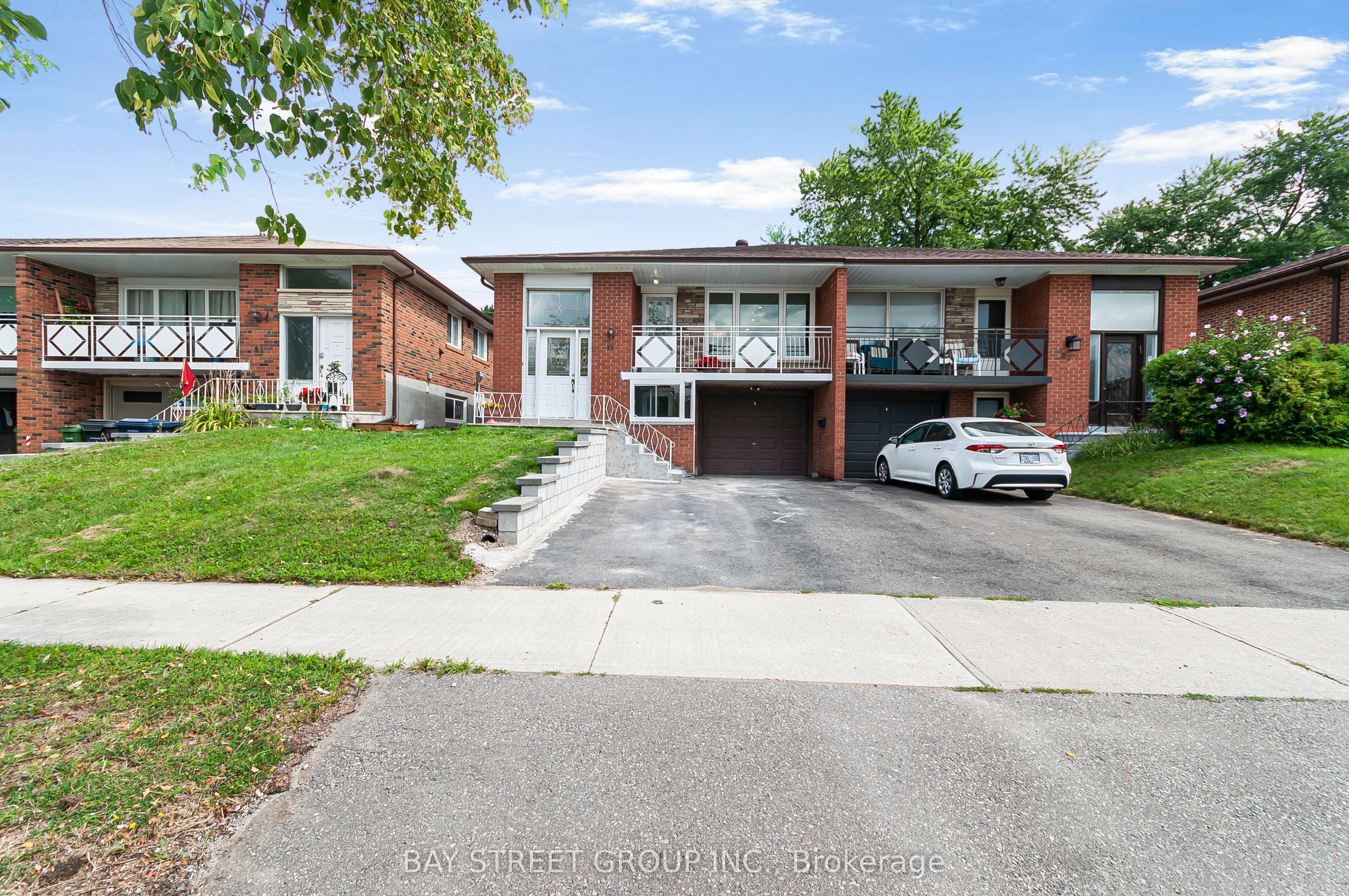 89 Mintwood Drive, Toronto, ON M2M 3A6