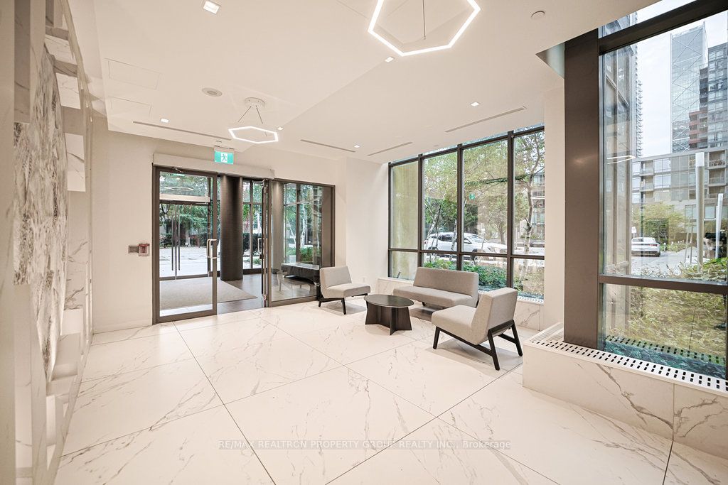 11 Brunel Court 2605, Toronto, ON M5V 3Y3 photo 4