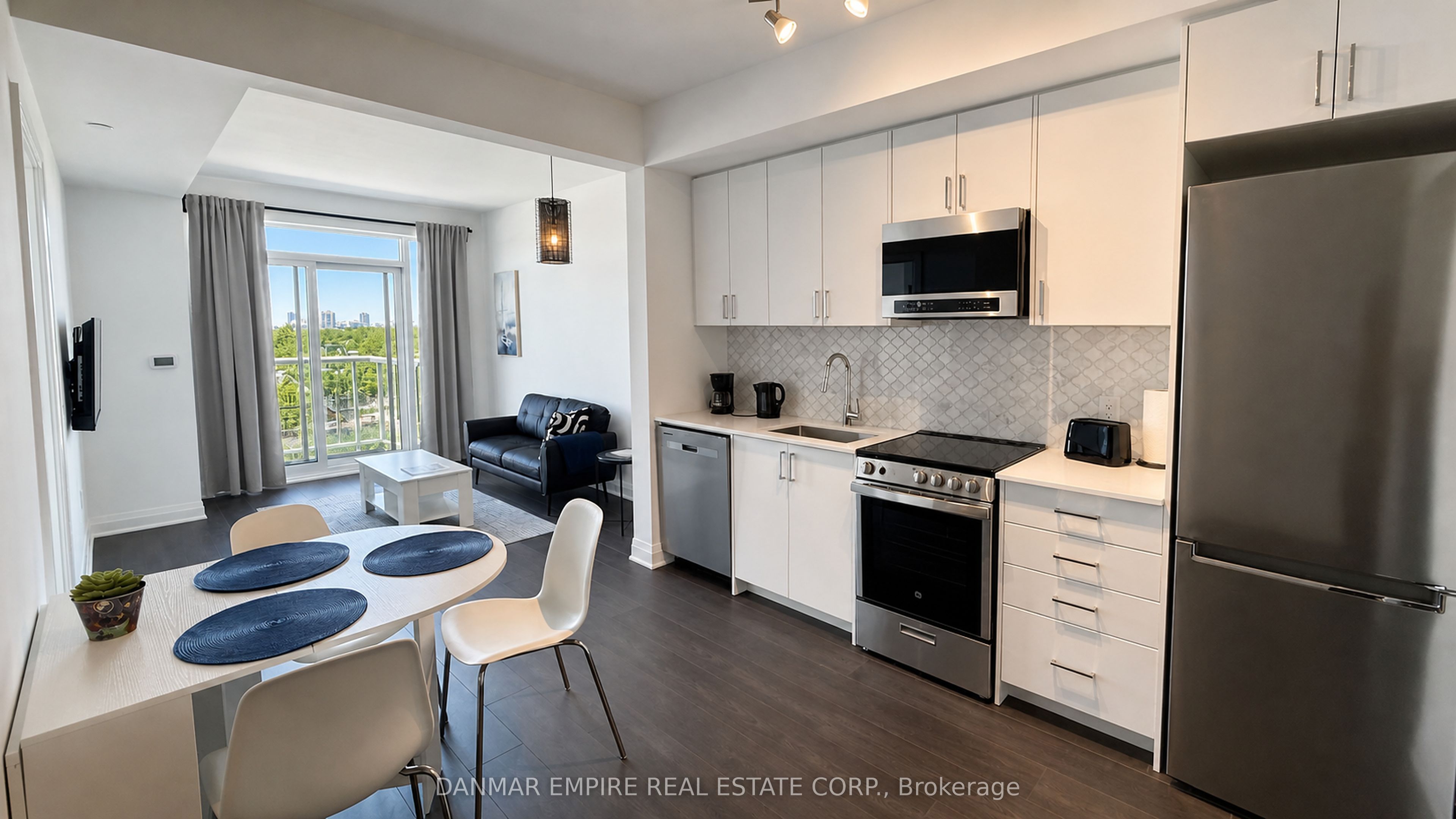 700 Sheppard Avenue W 613, Toronto, ON M3H 0G5 photo 5