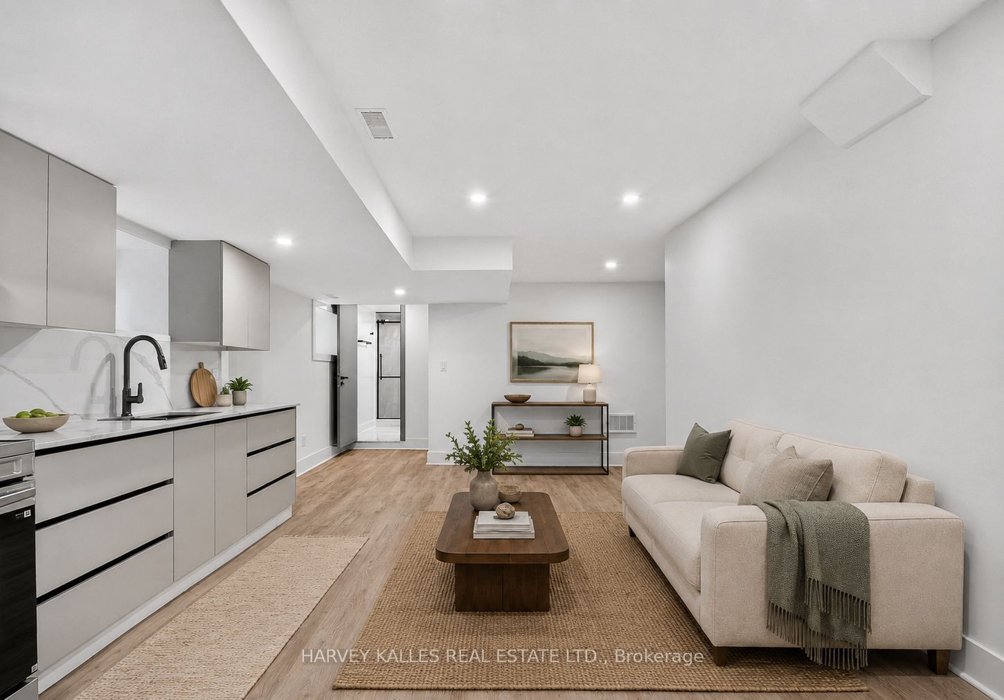 249 Lauder Avenue Lower Level, Toronto, ON M6E 3H5 photo 3