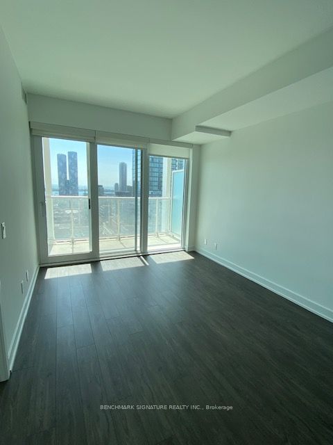 88 Queen Street E 3208, Toronto, ON M5C 0B6 photo 3