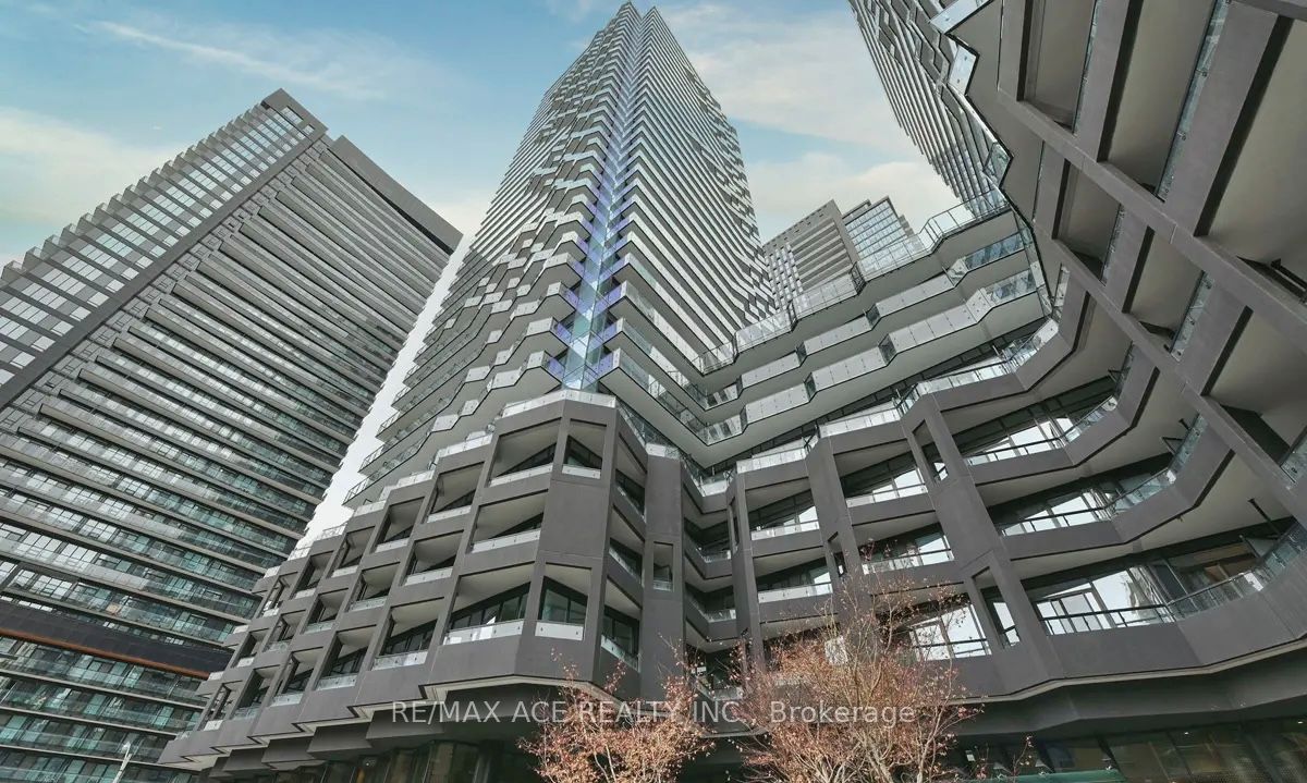 110 Broadway Avenue 2213, Toronto, ON M4P 1V7