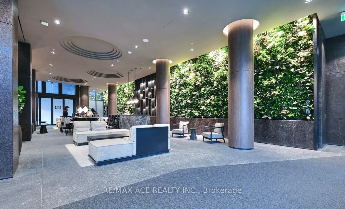 110 Broadway Avenue 2213, Toronto, ON M4P 1V7 photo 4