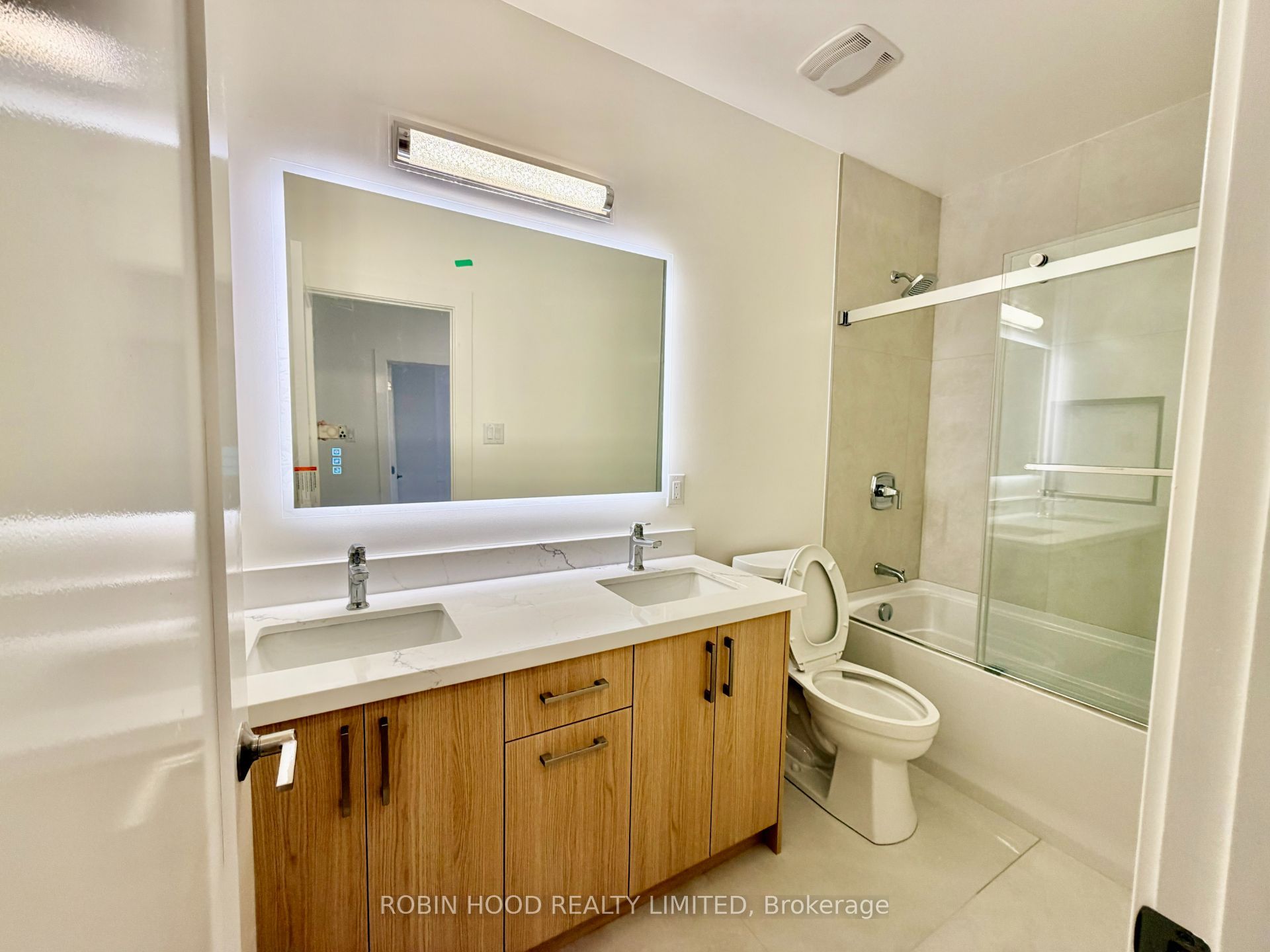 12 Southwell Drive B, Toronto, ON M3B 2N7 photo 5