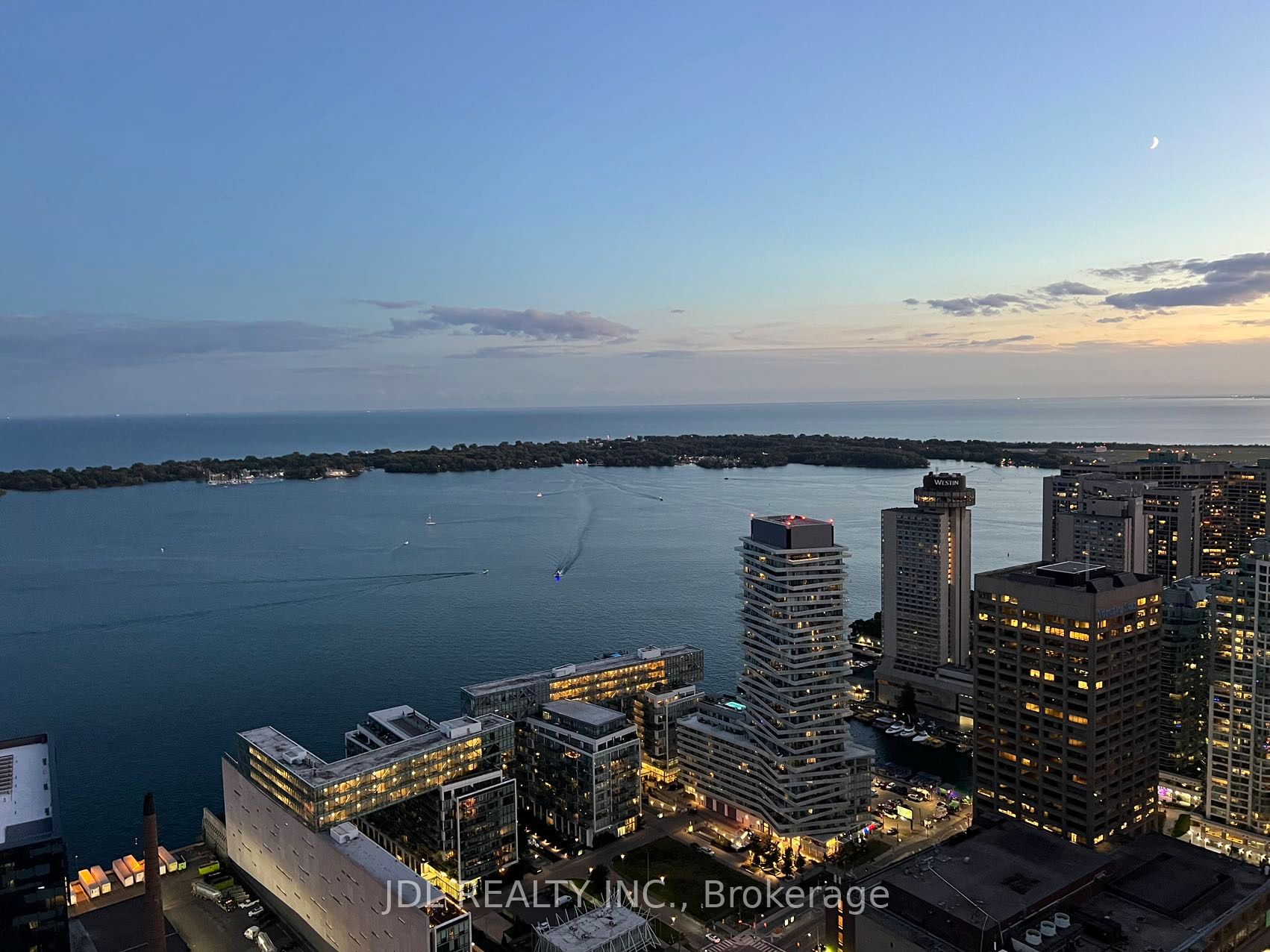 55 cooper Street 5811, Toronto, ON M5E 0G1 photo 2