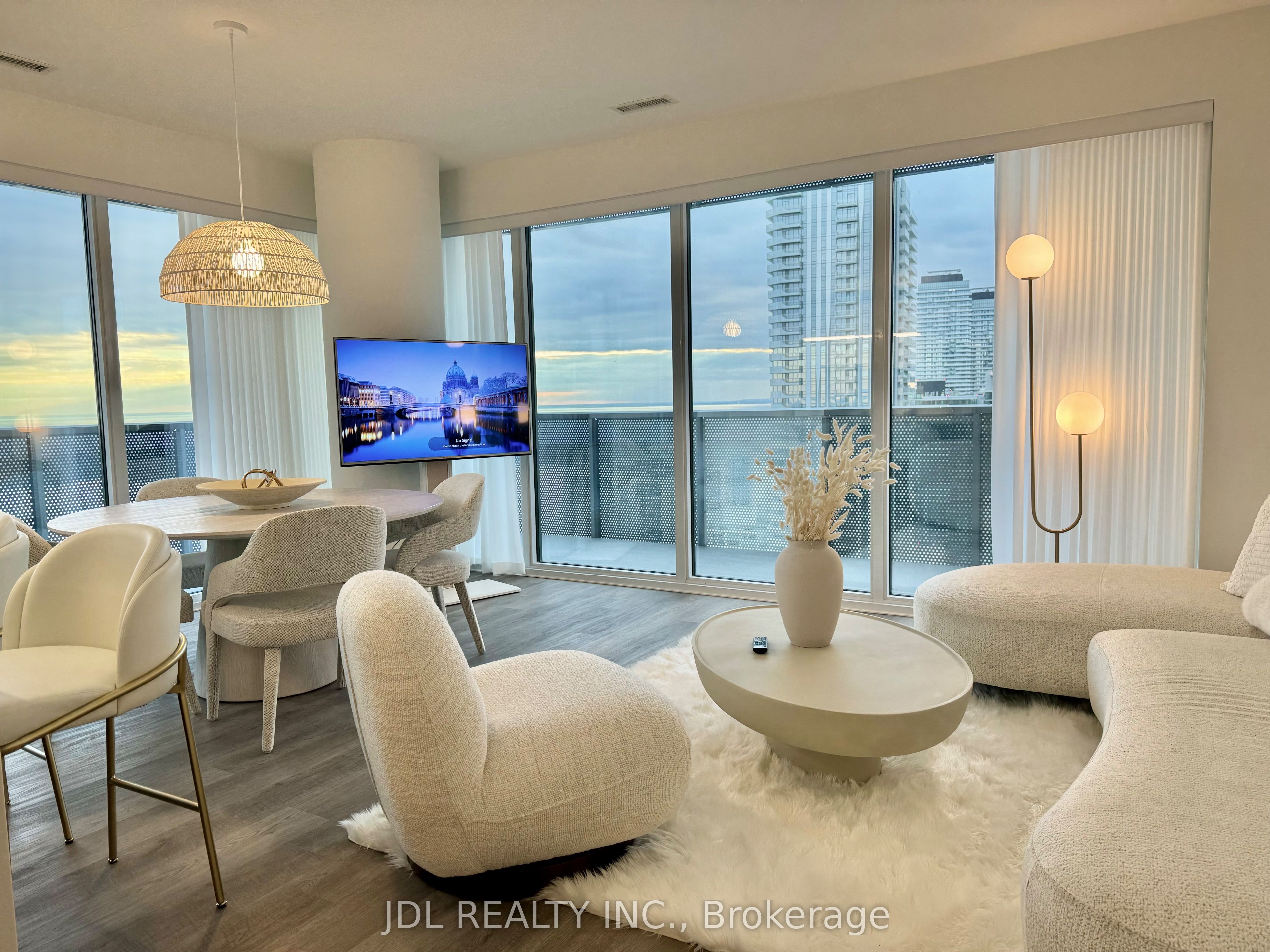 55 cooper Street 5811, Toronto, ON M5E 0G1 photo 4