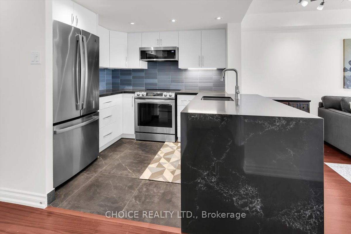 705 King Street W 1202, Toronto, ON M5V 2W8 photo 5