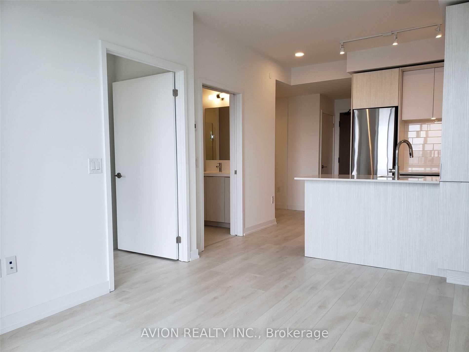 225 Sumach Street 2807, Toronto, ON M5A 0P8 photo 2