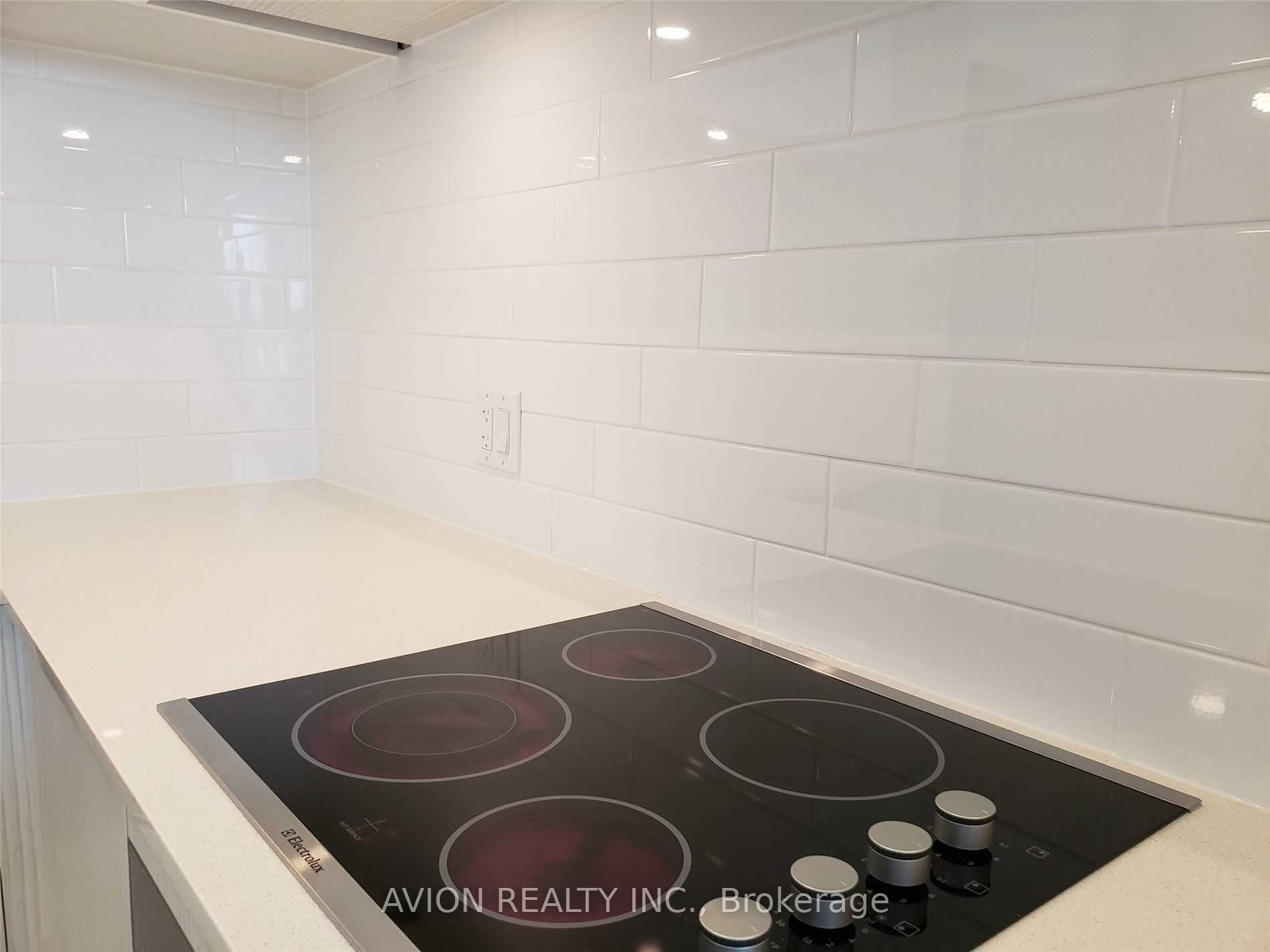 225 Sumach Street 2807, Toronto, ON M5A 0P8 photo 4