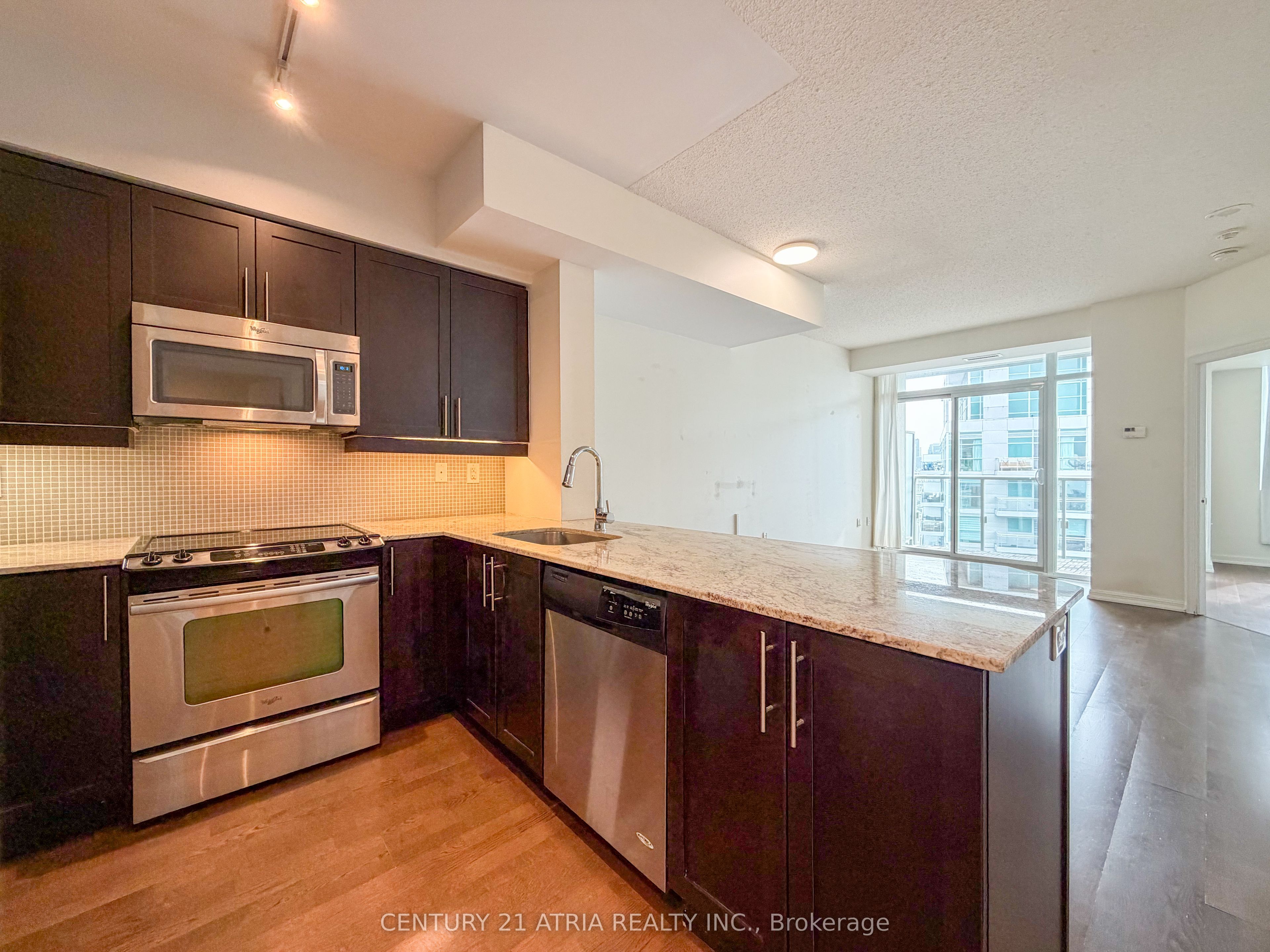 125 Western Battery Road 2506, Toronto, ON M6K 3R8 photo 2