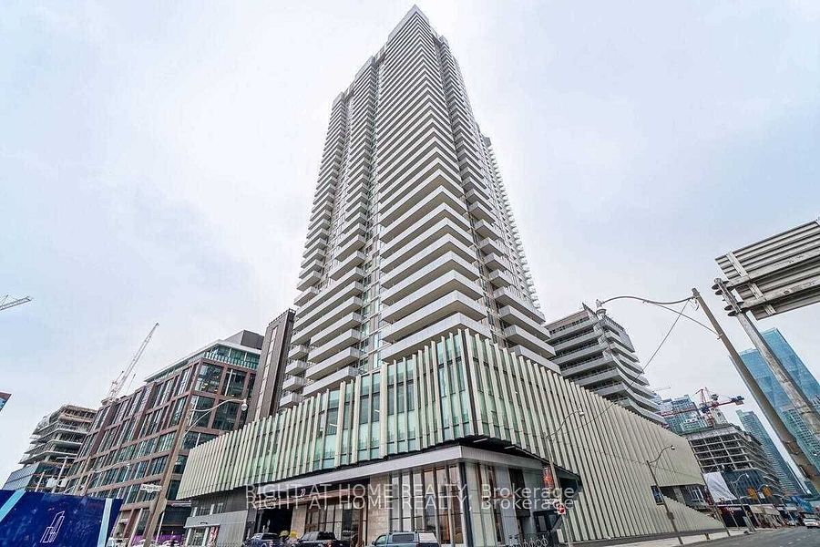 20 Richardson Street 3210, Toronto, ON M5A 0S6