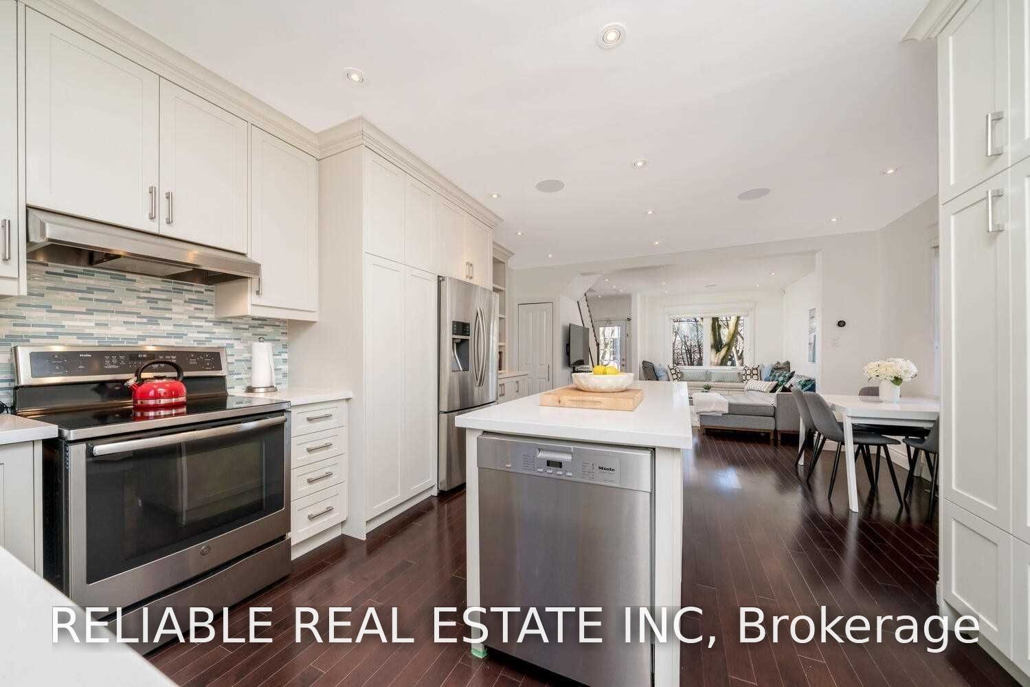 51 Edith Drive, Toronto, ON M4R 1Y9 photo 5