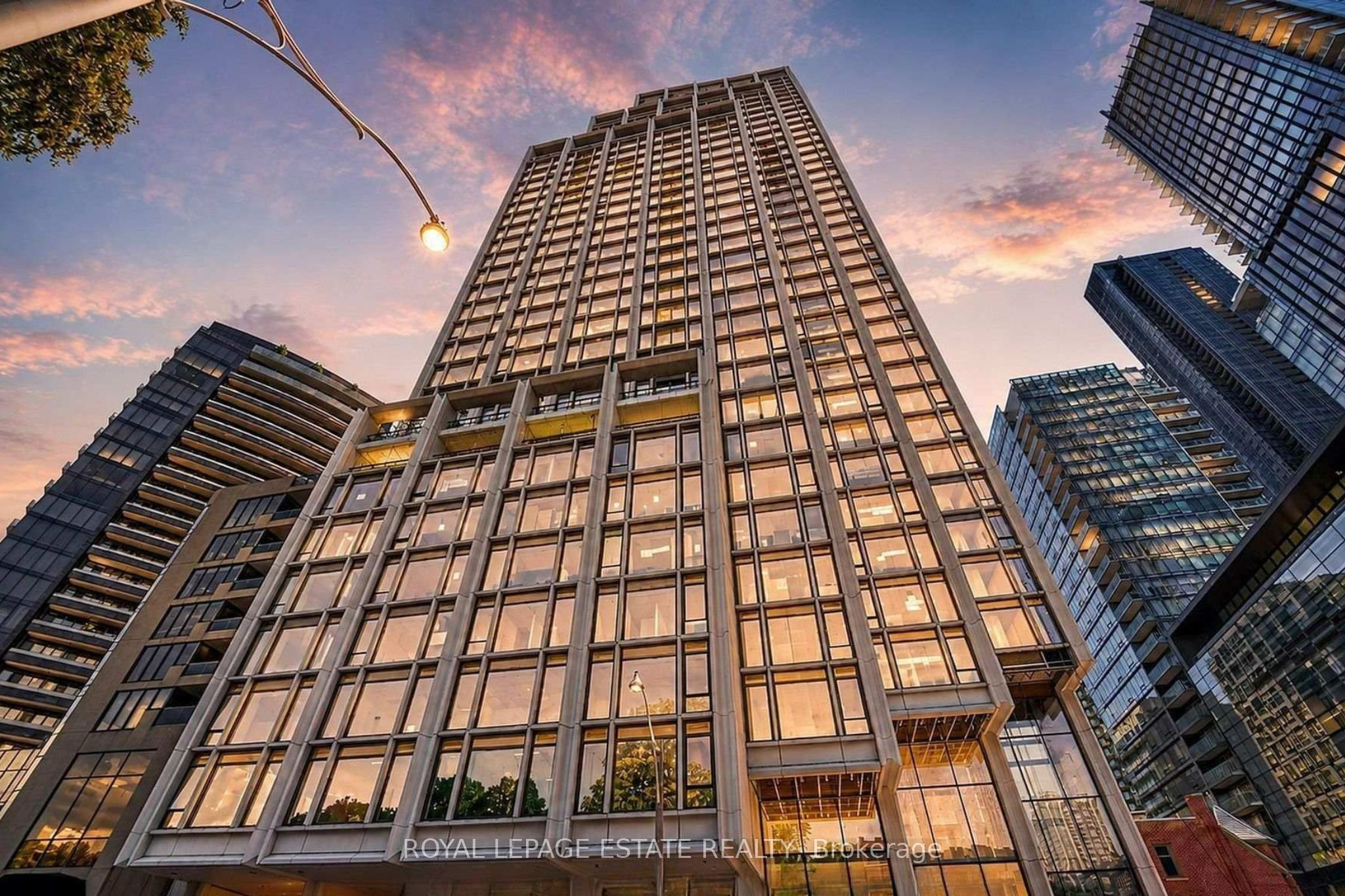 1315 Bay Street 3101, Toronto, ON M5R 0B3