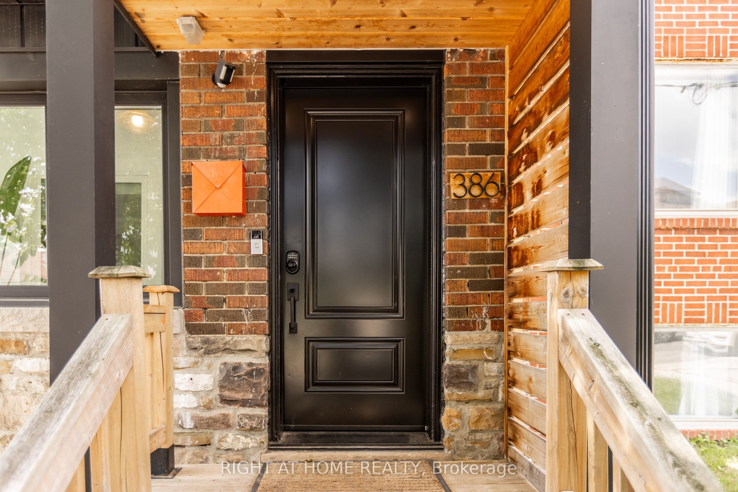 386 Winona Drive, Toronto, ON M6C 3T5 photo 3