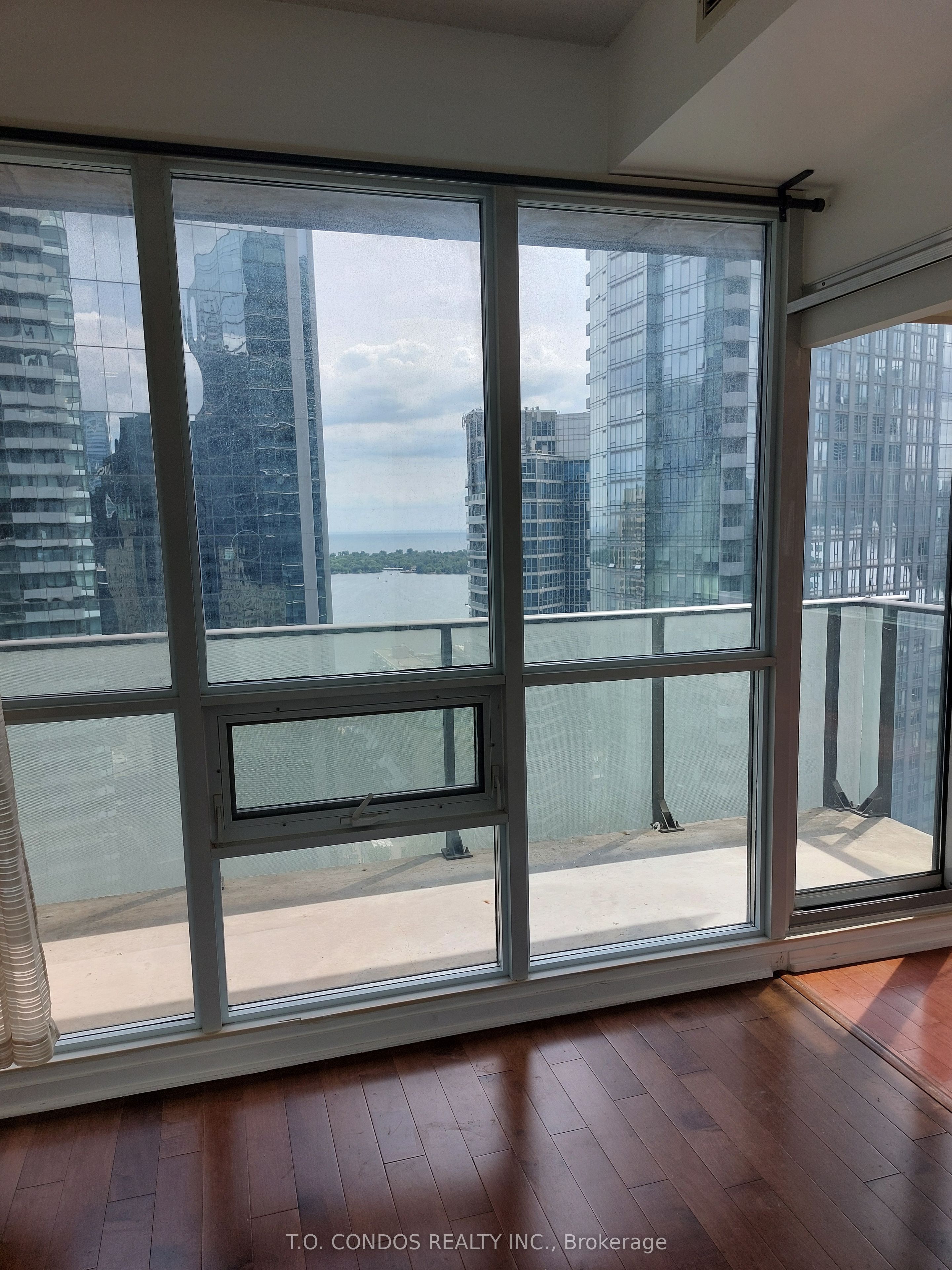 55 Bremner Boulevard 3010, Toronto, ON M5J 0A6 photo 5
