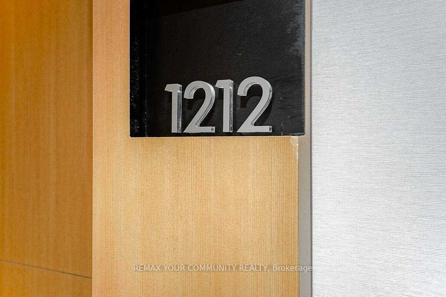 11 Wellesley Street W 1212, Toronto, ON M4Y 0G4 photo 5