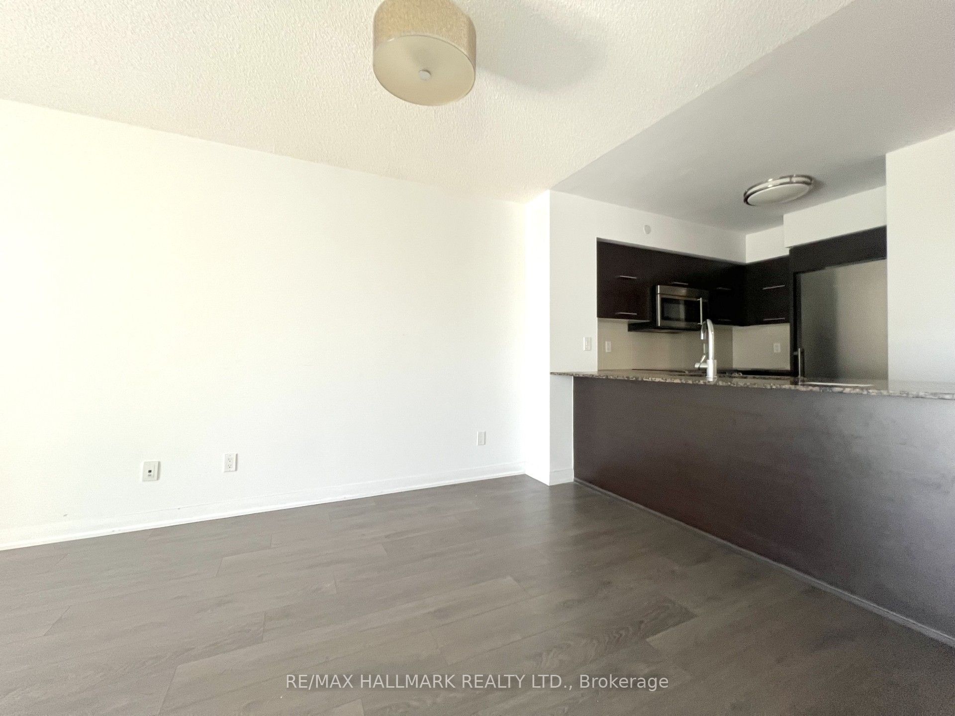 5162 Yonge Street 607, Toronto, ON M2N 0E9 photo 4