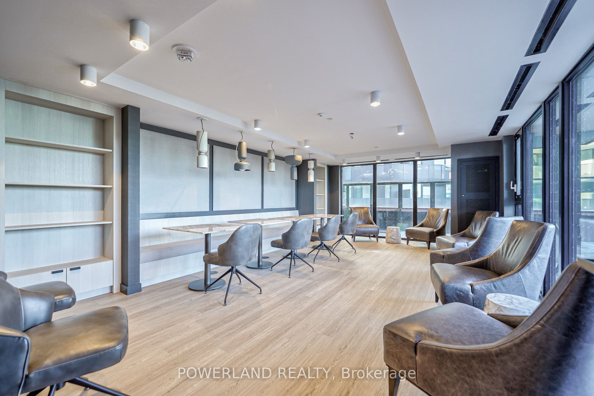 8 Tippett Road 522, Toronto, ON M3H 0E7 photo 3