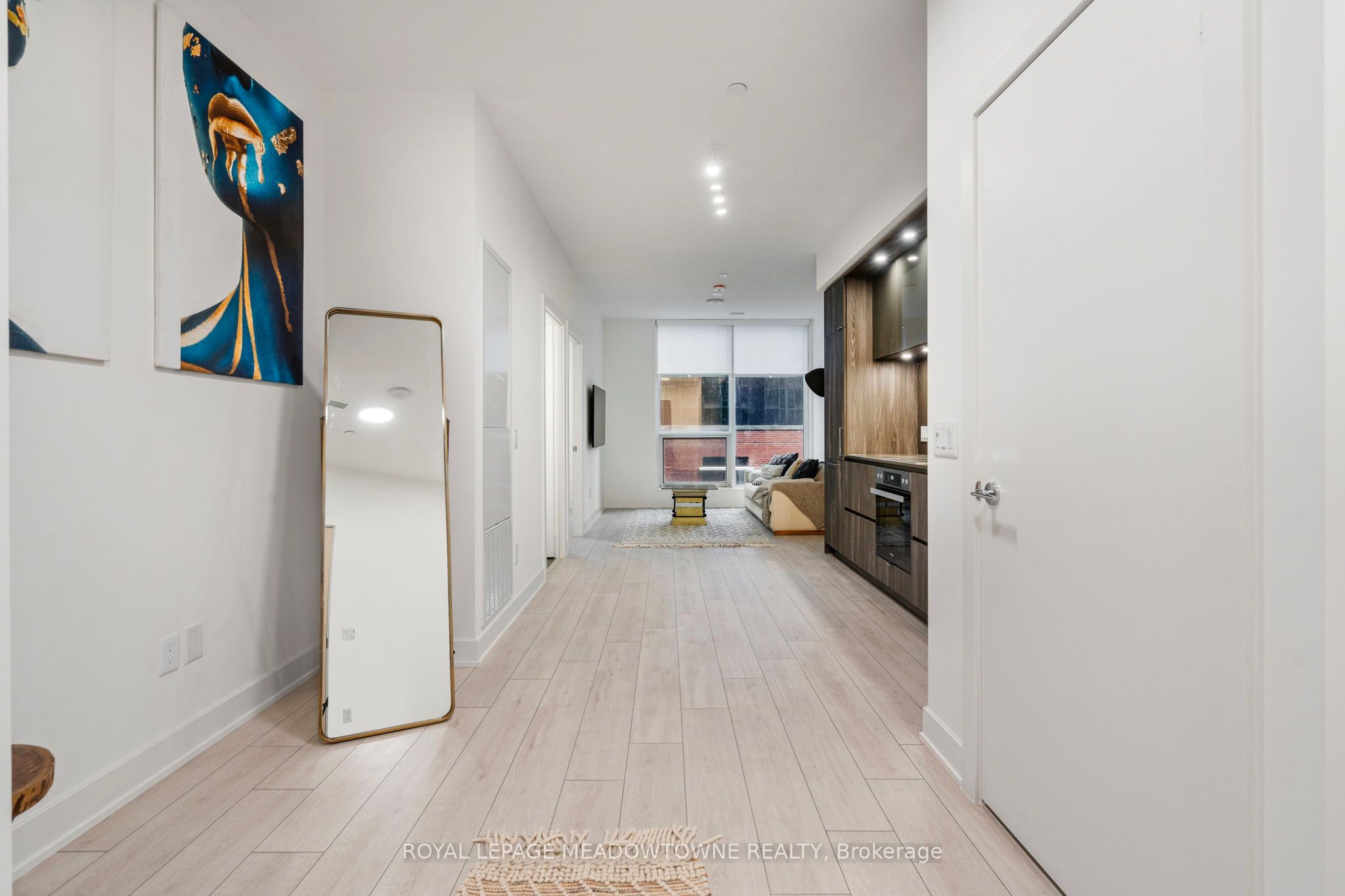 15 Mercer Street 813, Toronto, ON M5V 1H2 photo 5