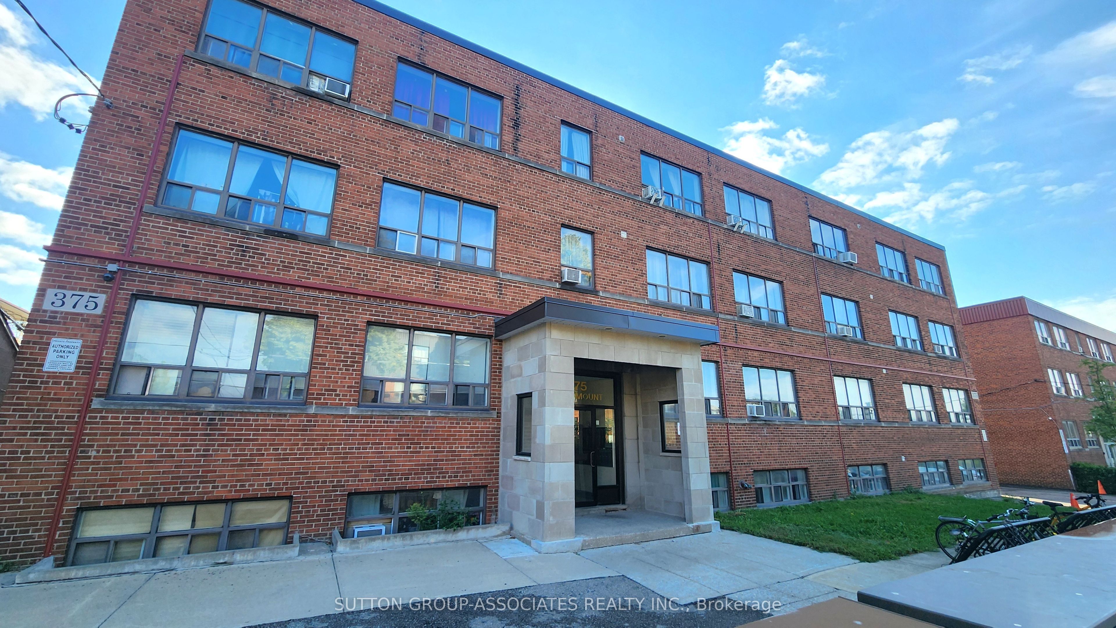 375 Westmount Avenue 106, Toronto, ON M6E 3N3 photo 2