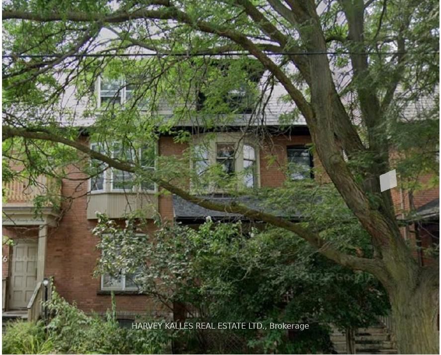 676 Huron Street 301, Toronto, ON M5R 2R9