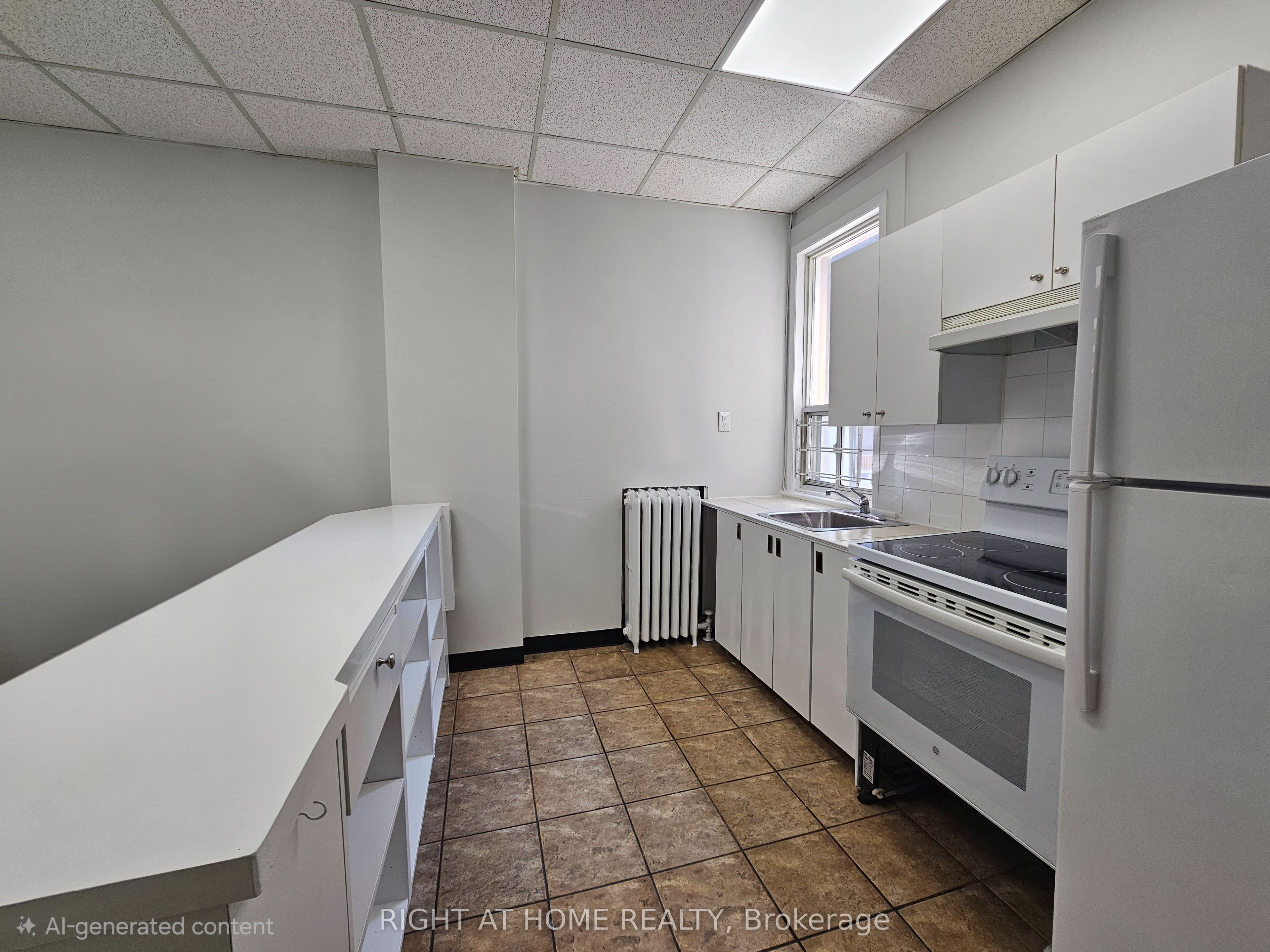 516 Yonge Street 2, Toronto, ON M4Y 1X9 photo 2