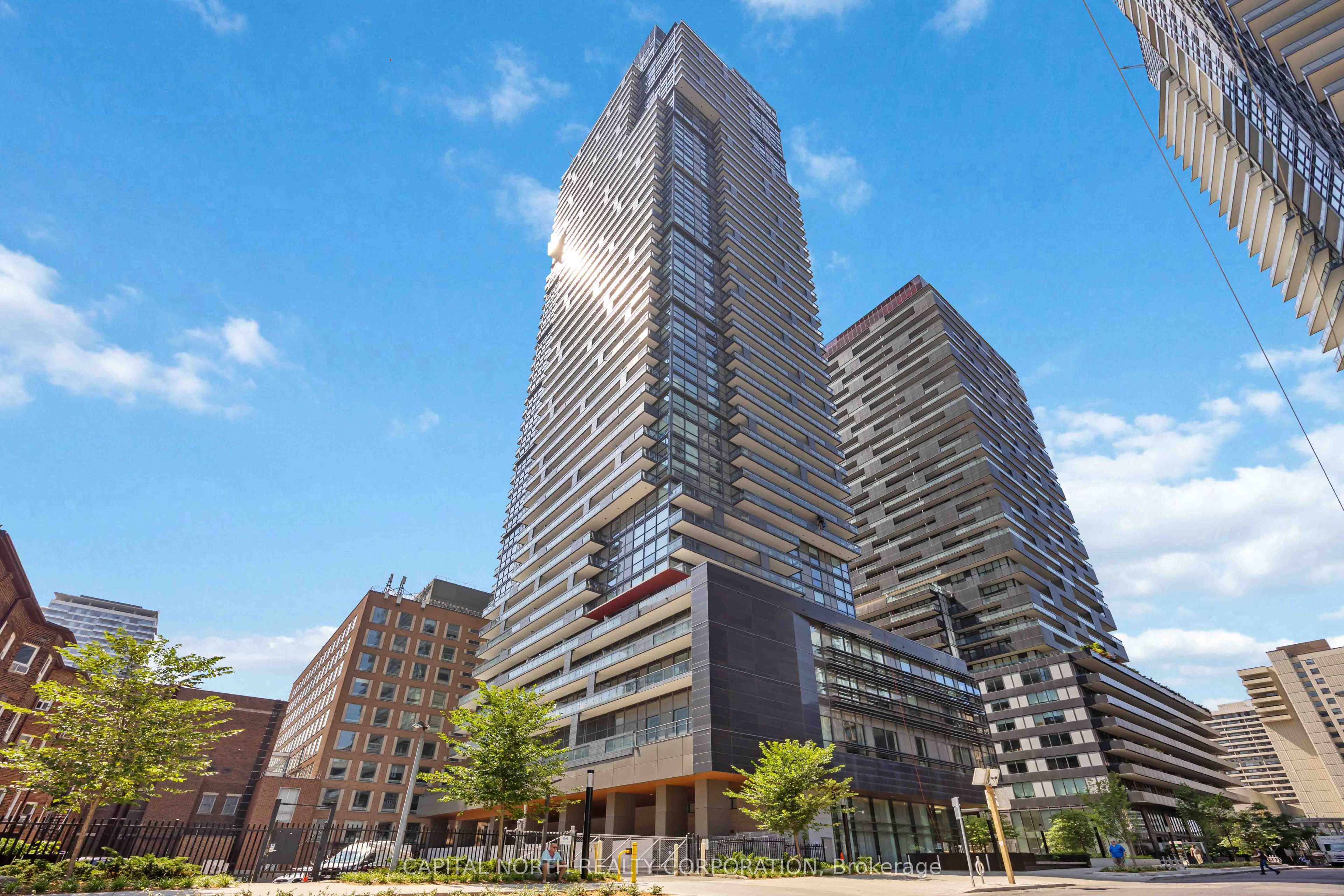 39 Roehampton Avenue 3103, Toronto, ON M4P 0G1