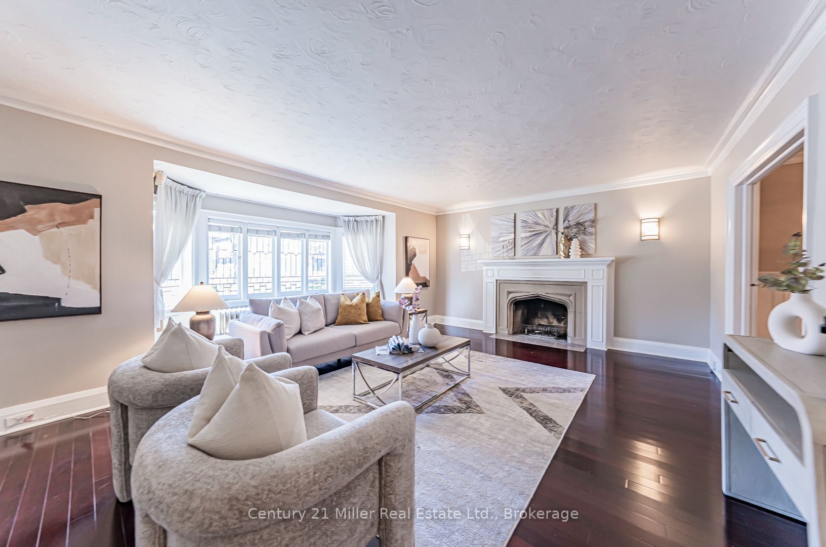 889 Avenue Road First Floor, Toronto, ON M5P 2K7 photo 4