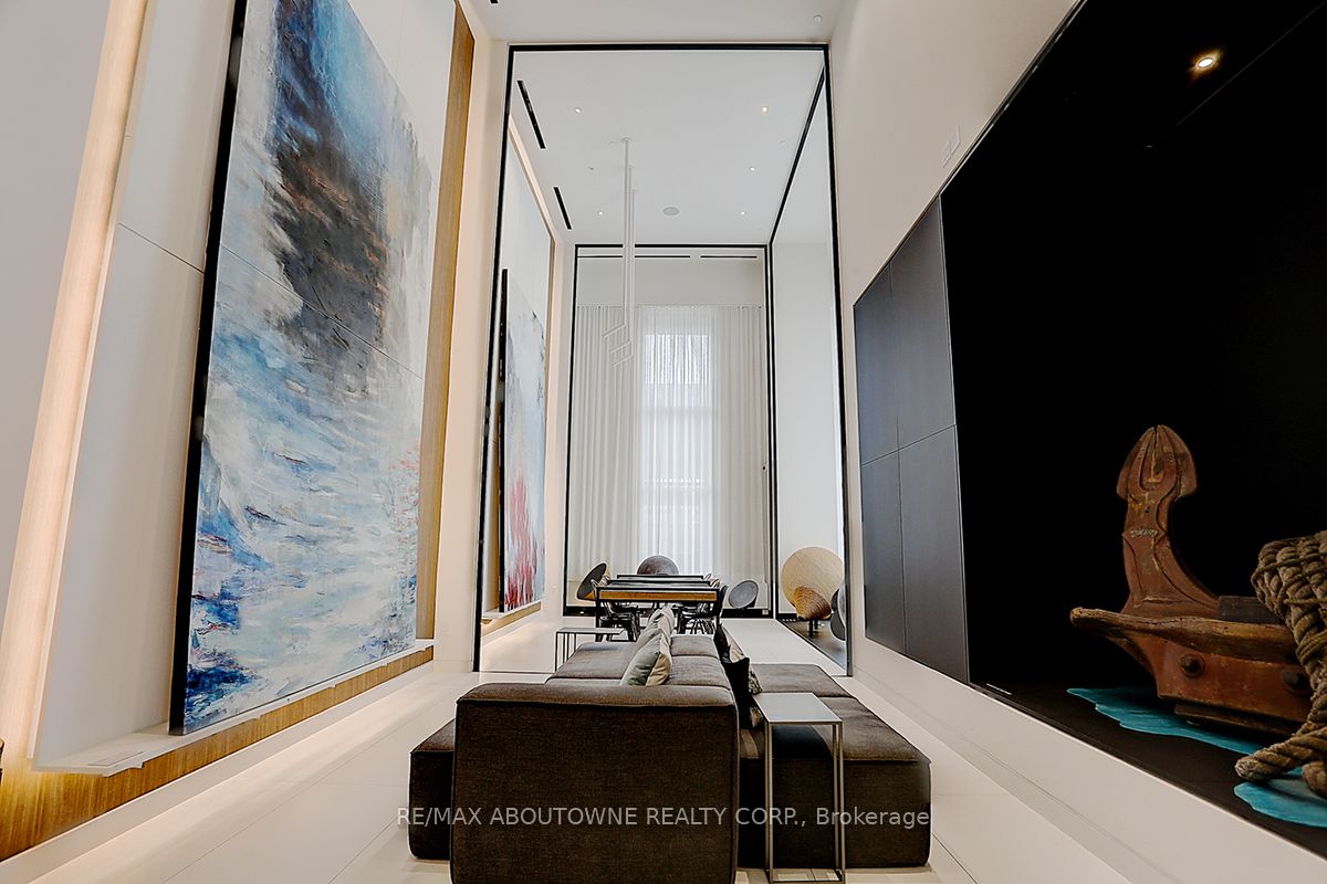 20 Richardson Street 3102, Toronto, ON M5A 0S6 photo 3