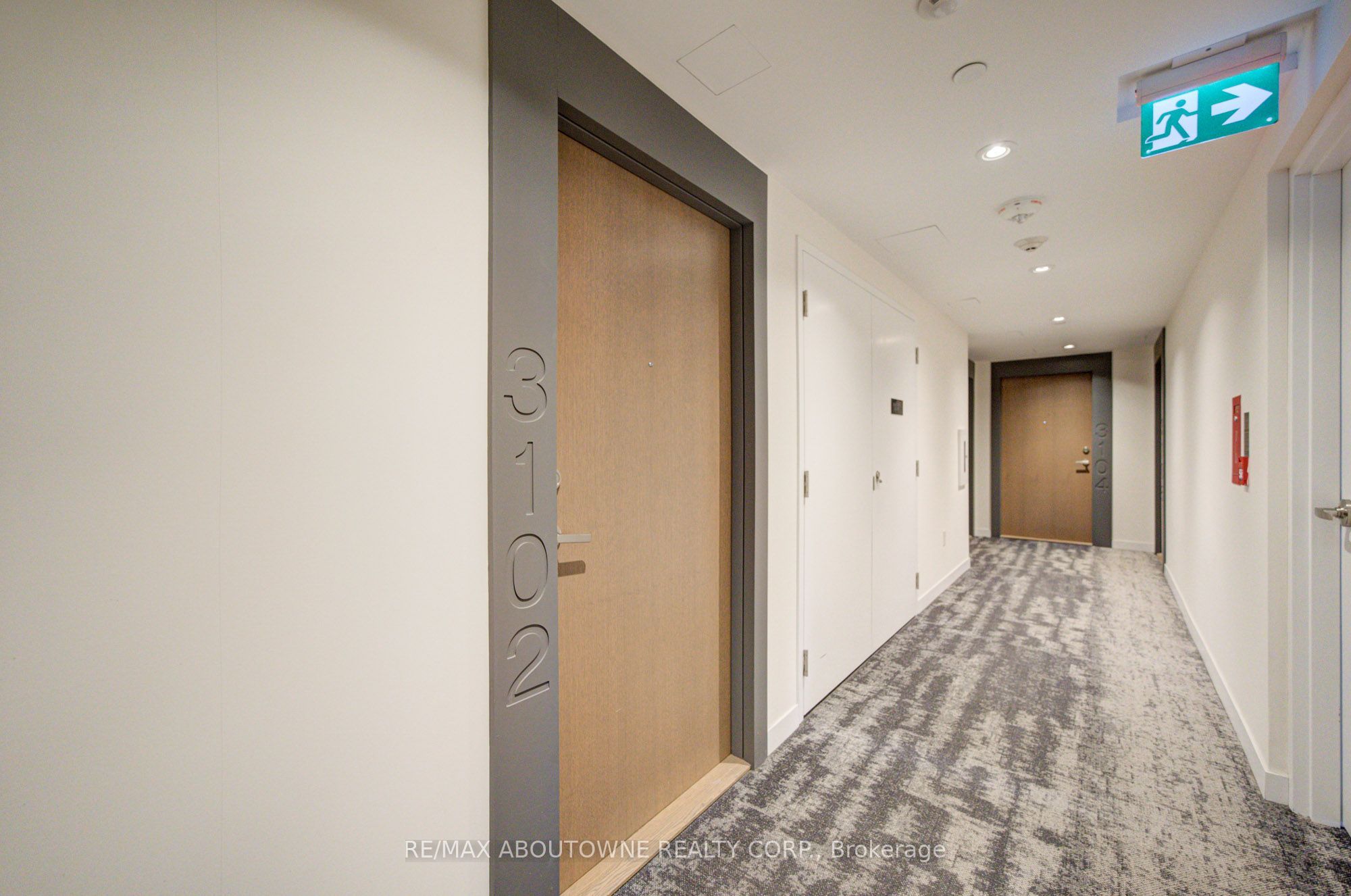 20 Richardson Street 3102, Toronto, ON M5A 0S6 photo 5