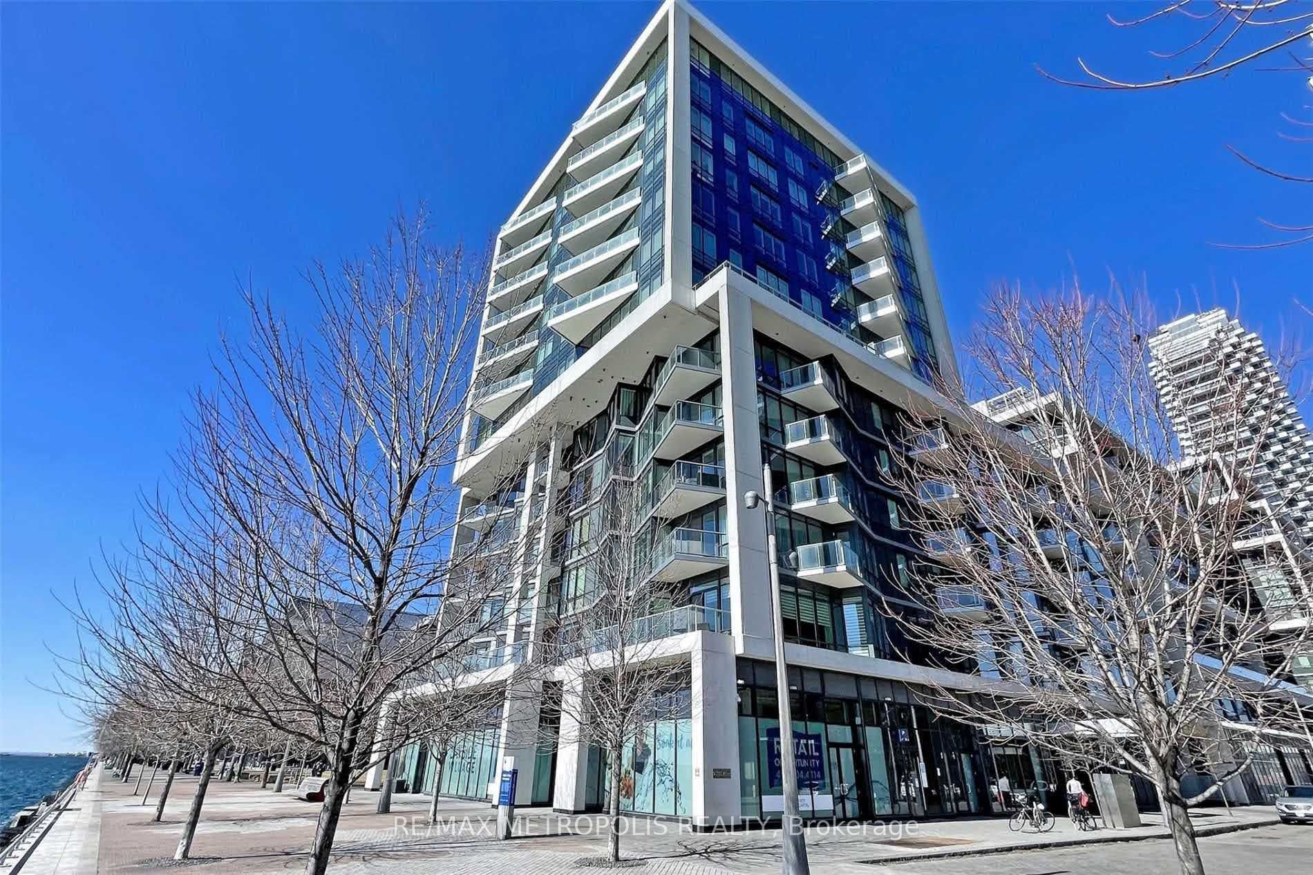 55 Merchants' Wharf 217, Toronto, ON M5A 0P2