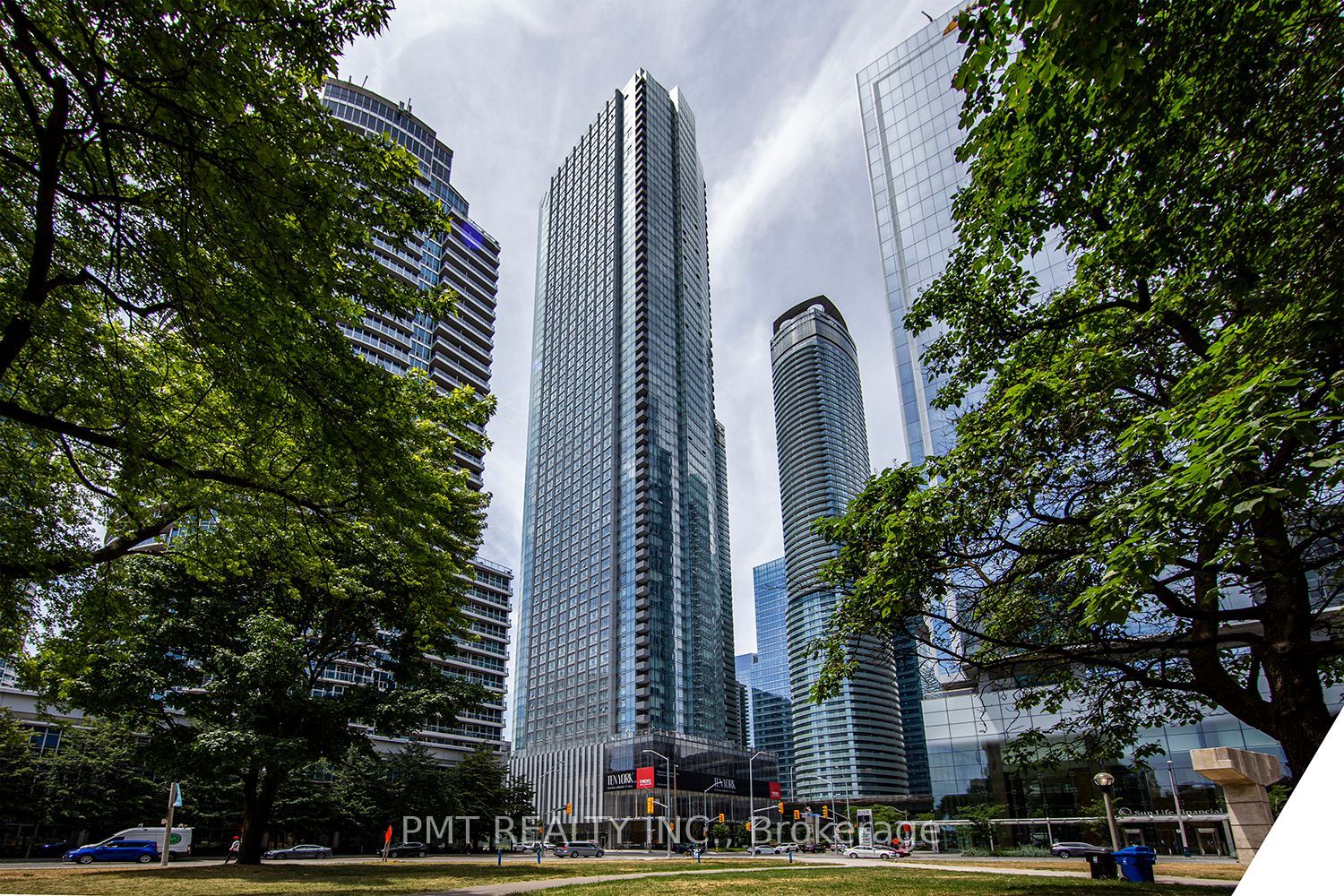 10 York Street 5403, Toronto, ON M5J 0E1