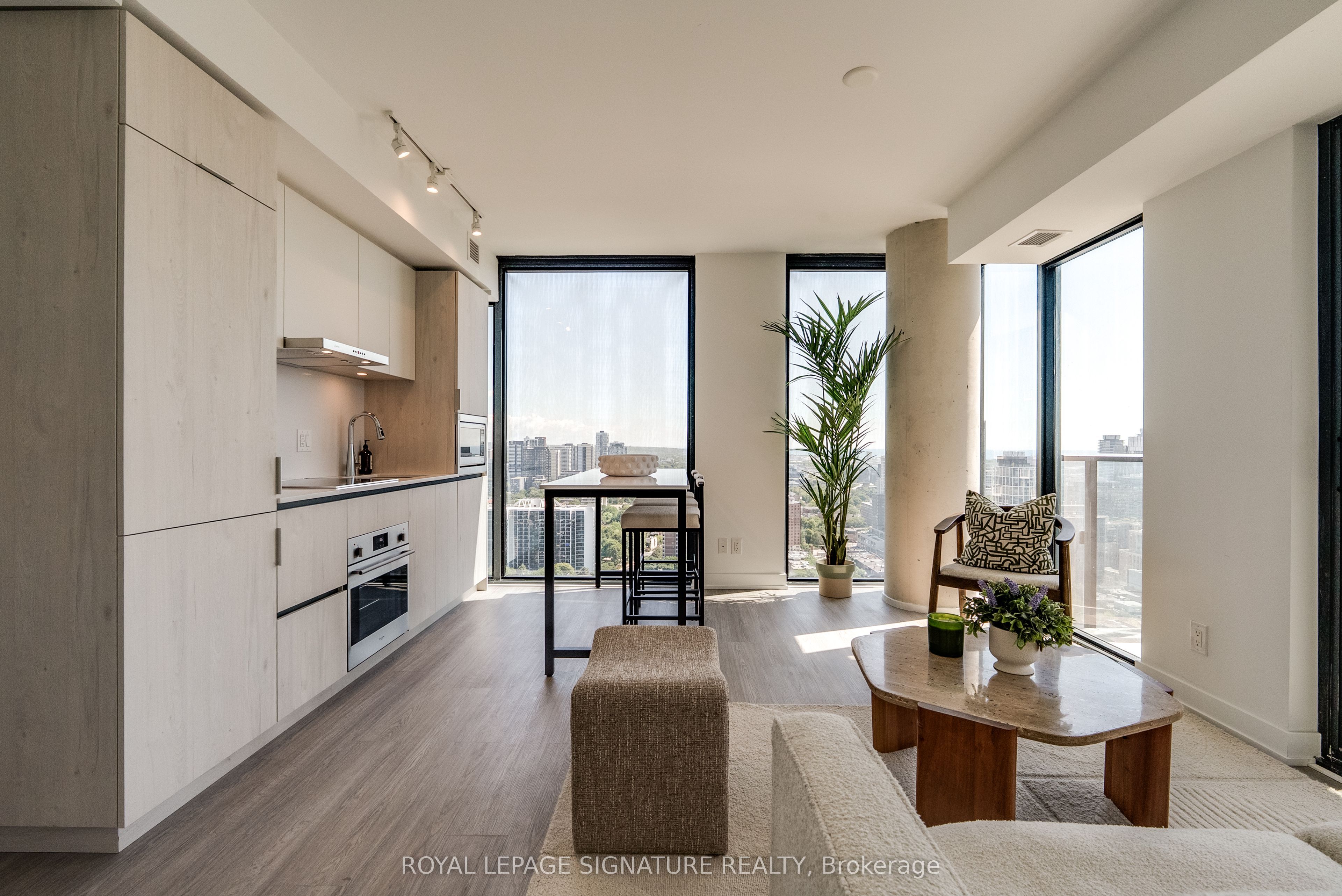 47 Mutual Street 3107, Toronto, ON M5B 0C6 photo 2