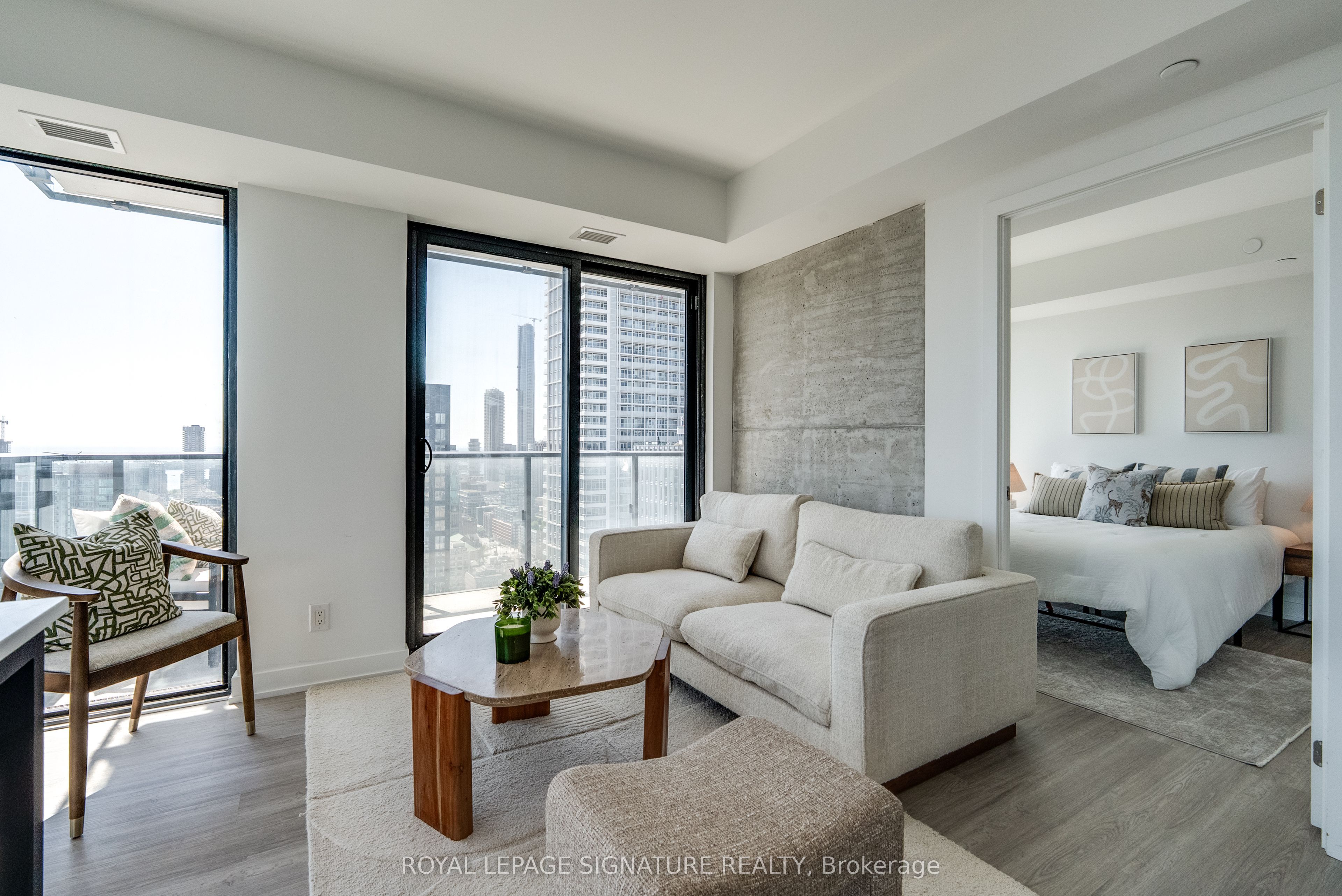 47 Mutual Street 3107, Toronto, ON M5B 0C6 photo 3