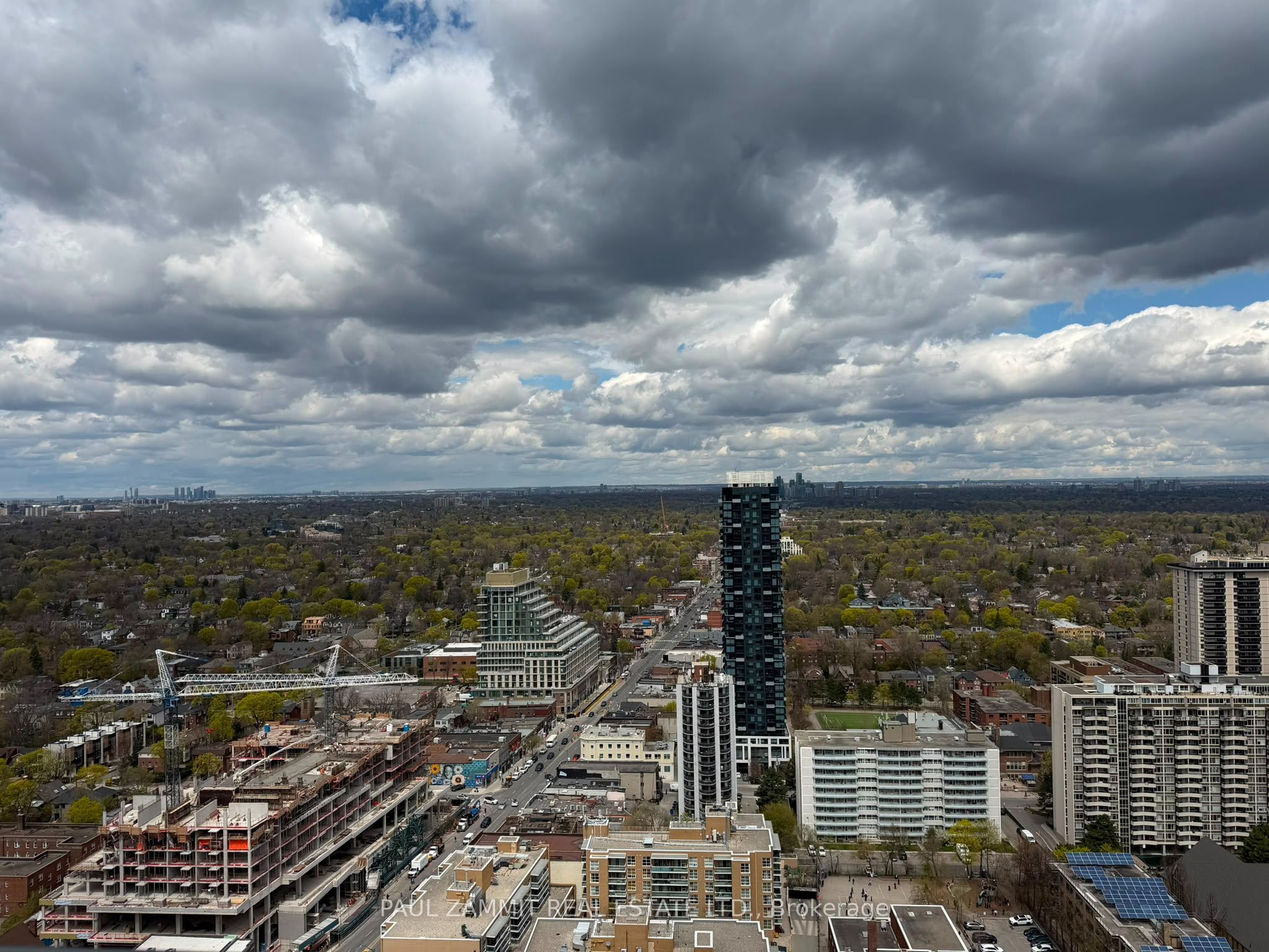 30 Roehampton Avenue PH05, Toronto, ON M4P 1R2