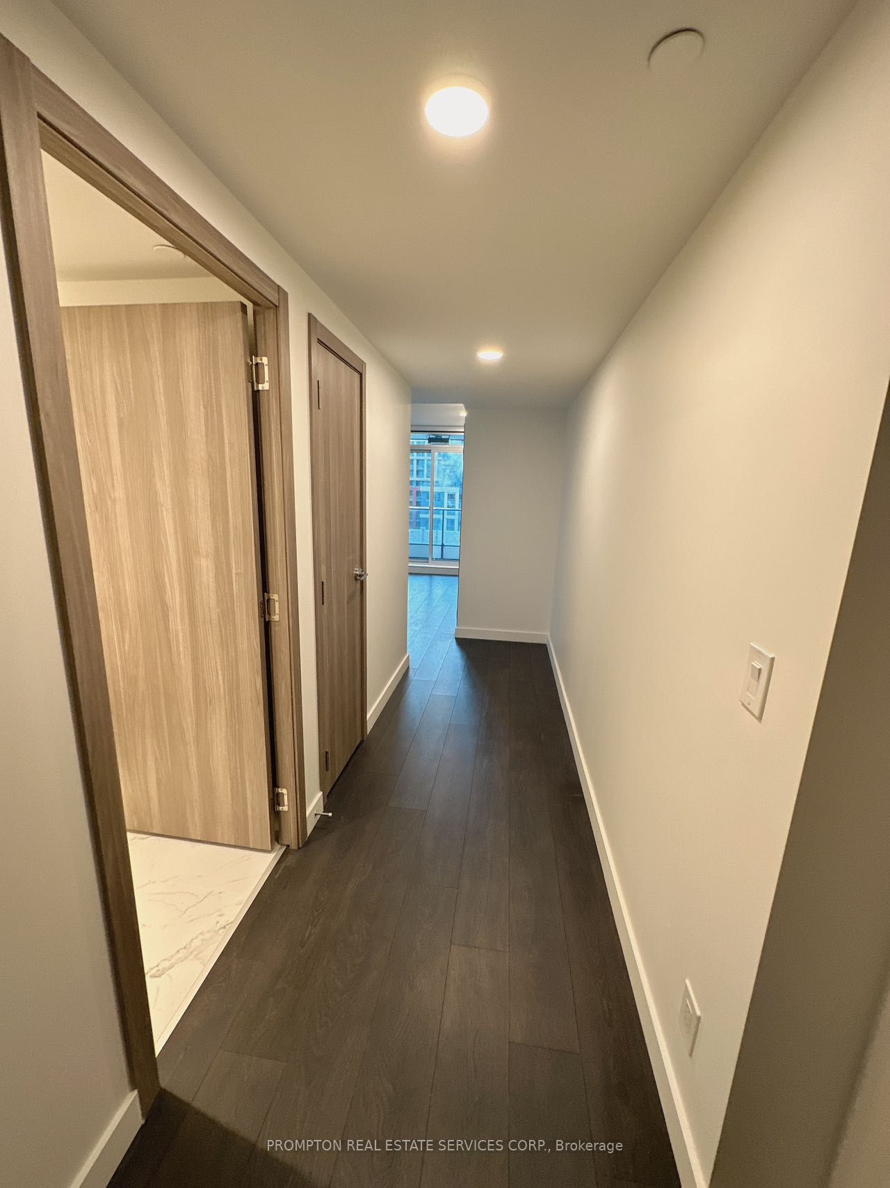 38 Widmer Street 1707, Toronto, ON M5V 0P7 photo 2
