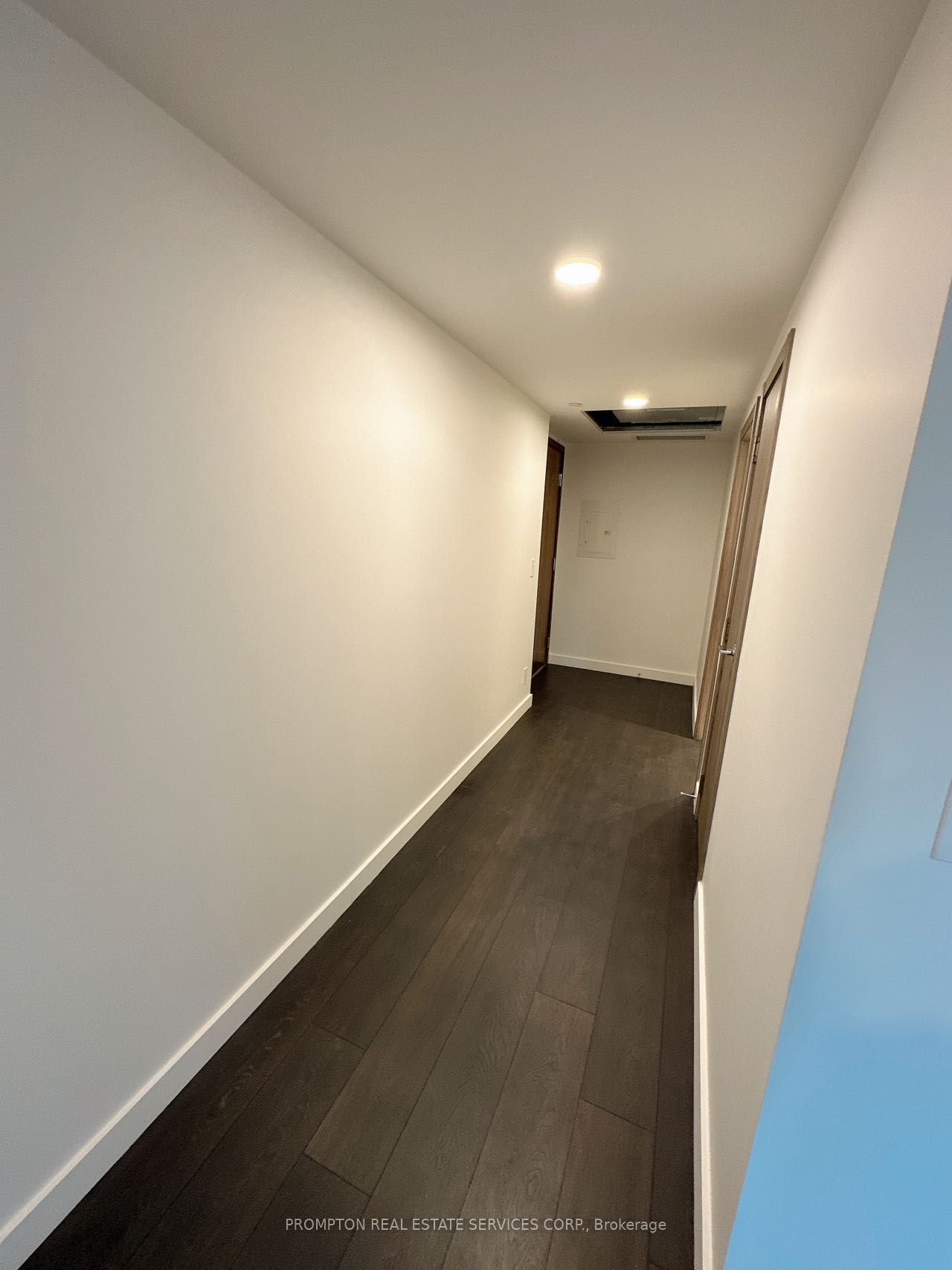 38 Widmer Street 1707, Toronto, ON M5V 0P7 photo 4