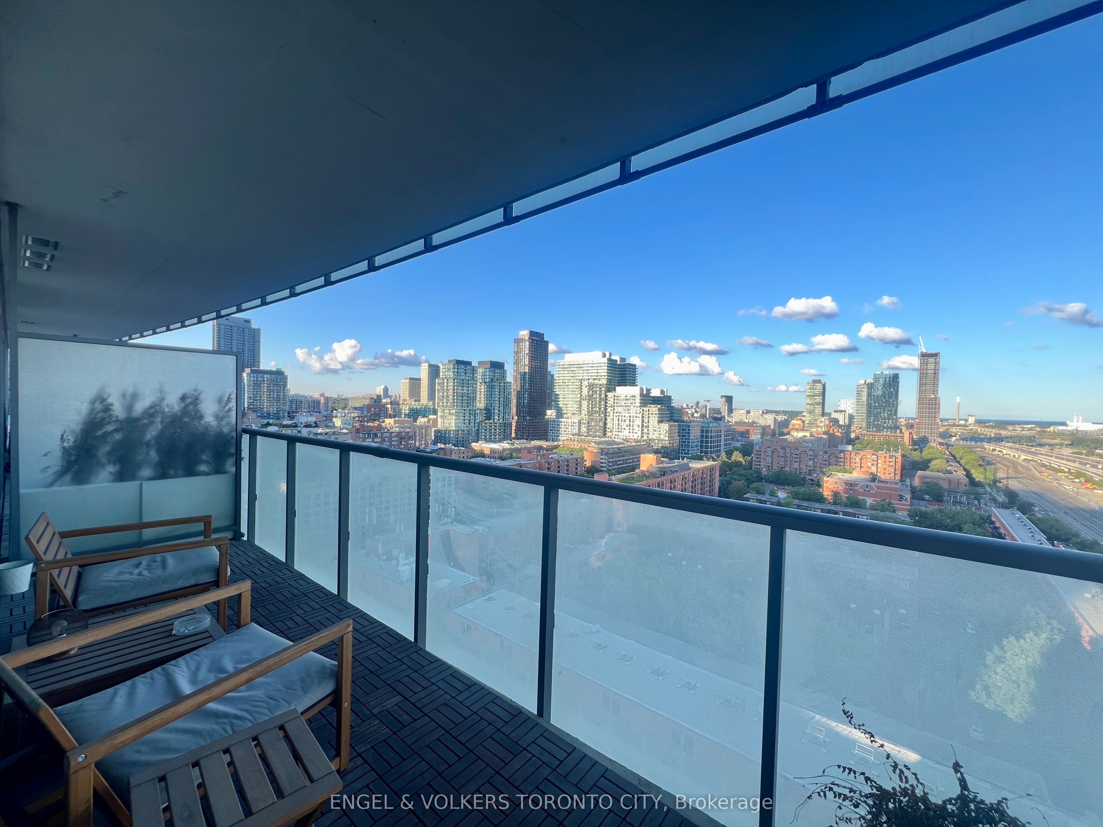 1 Market Street 1608, Toronto, ON M5E 0A2 photo 4