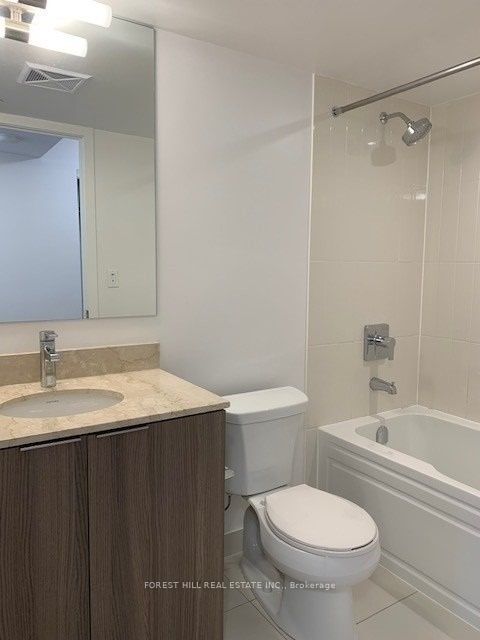 955 Bay Street 807, Toronto, ON M5S 2A2 photo 5