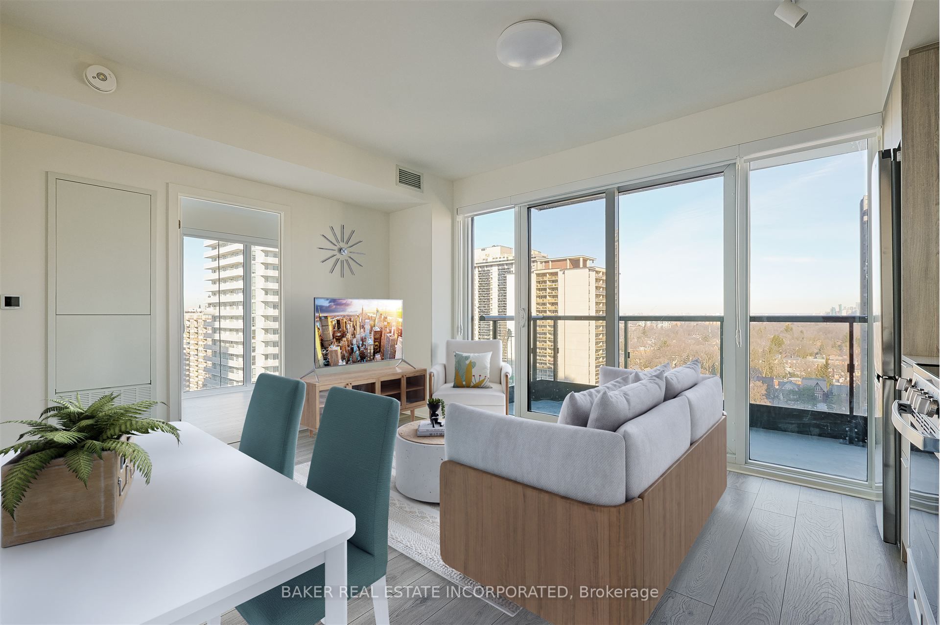 223 Redpath Avenue 1508, Toronto, ON M4P 0E8 photo 3
