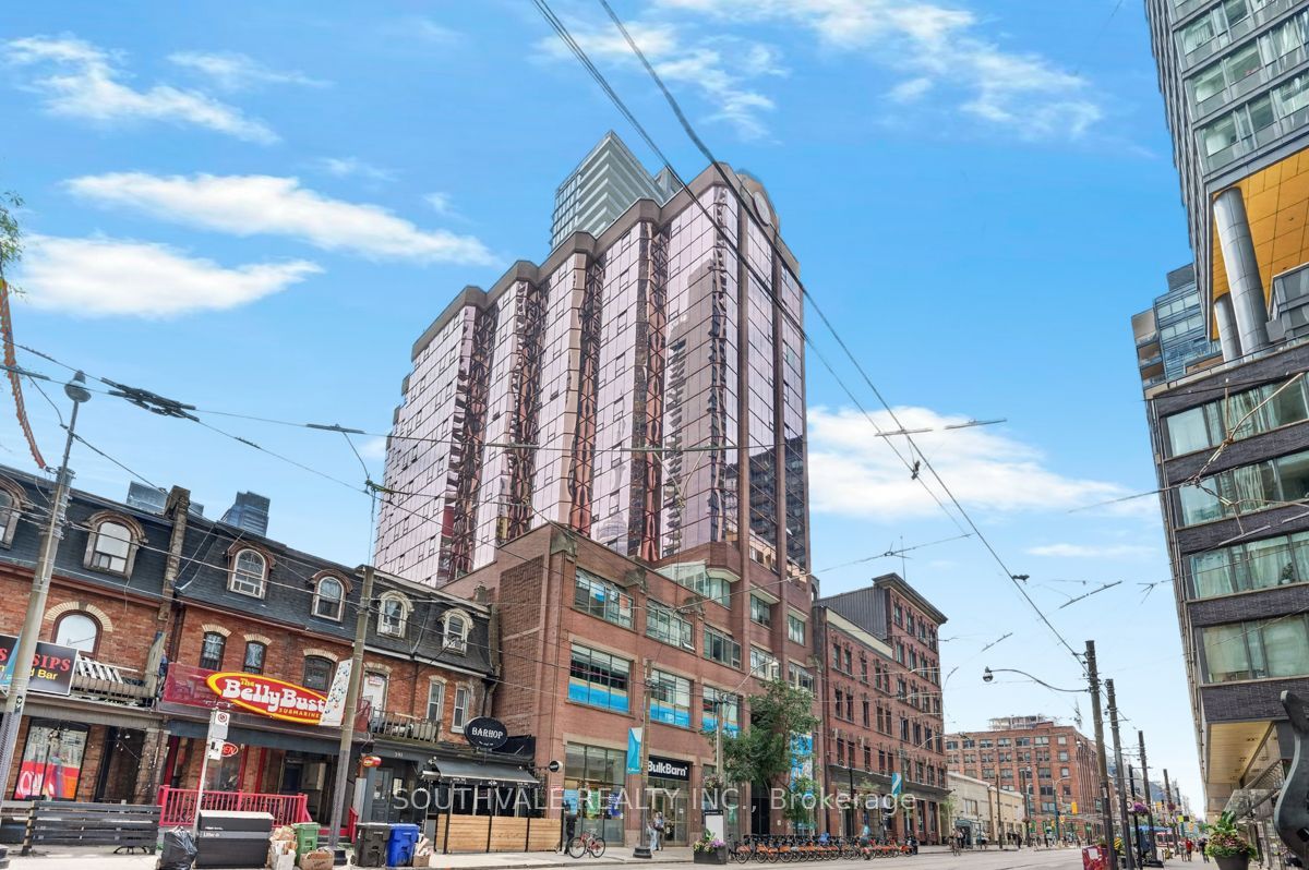 393 King St. W 1107, Toronto, ON M5V 3G8 photo 2