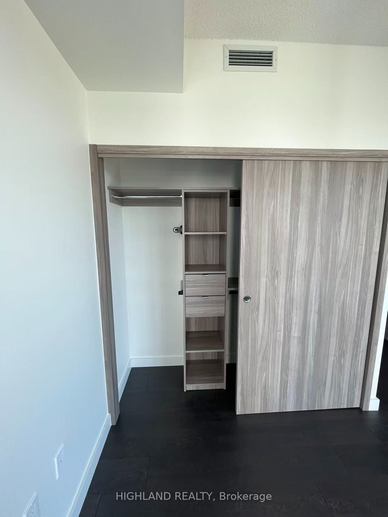 85 Mcmahon Drive 2808, Toronto, ON M2K 0C2 photo 5