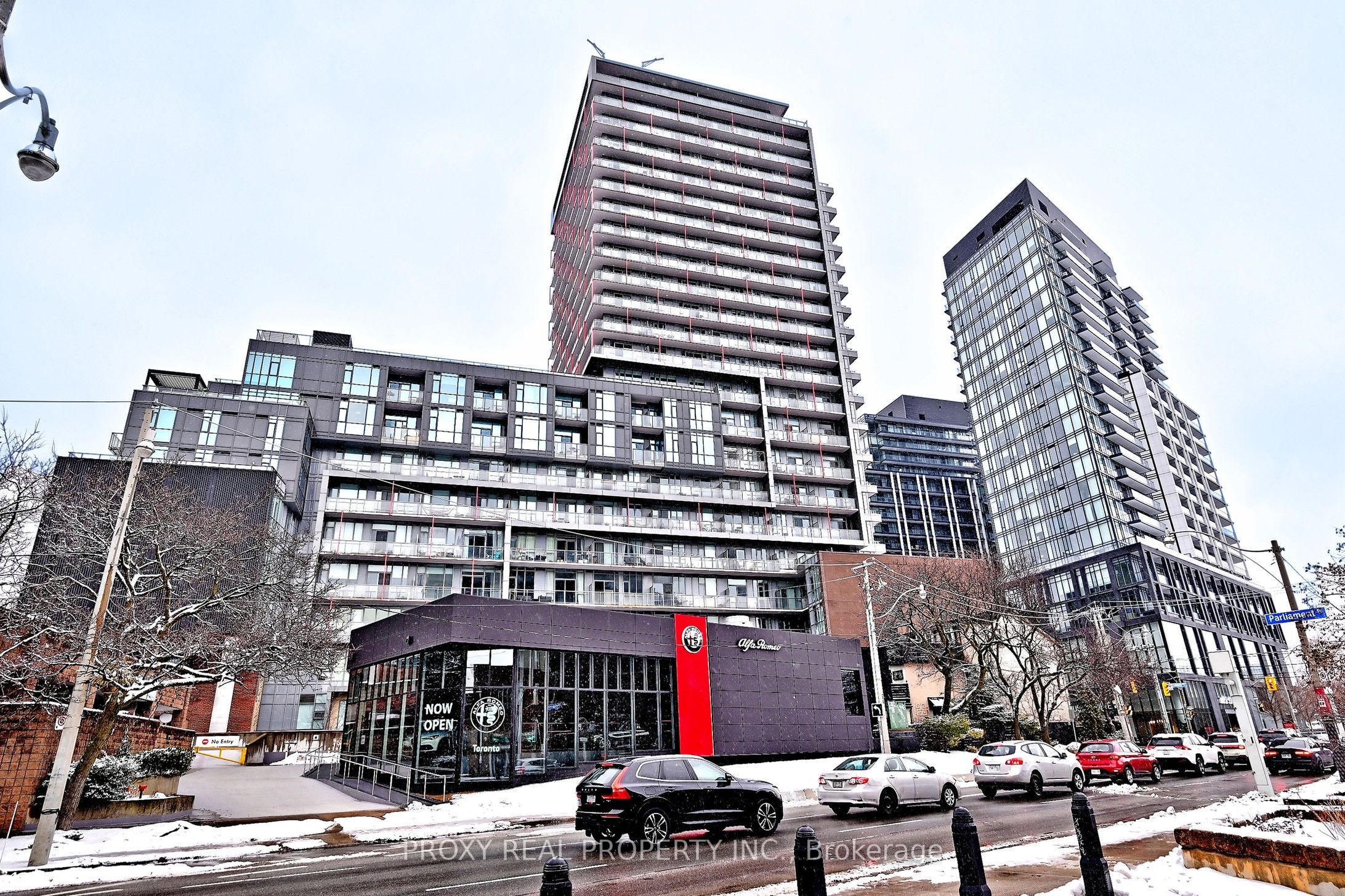120 Parliament Street 1605, Toronto, ON M5A 2Y8