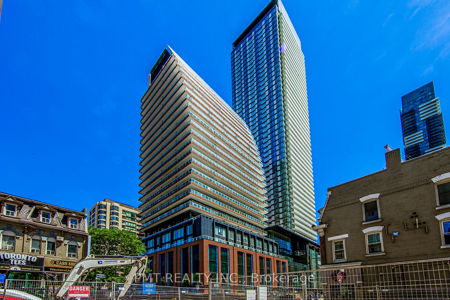18 Maitland Terrace 1705, Toronto, ON M4Y 0H2