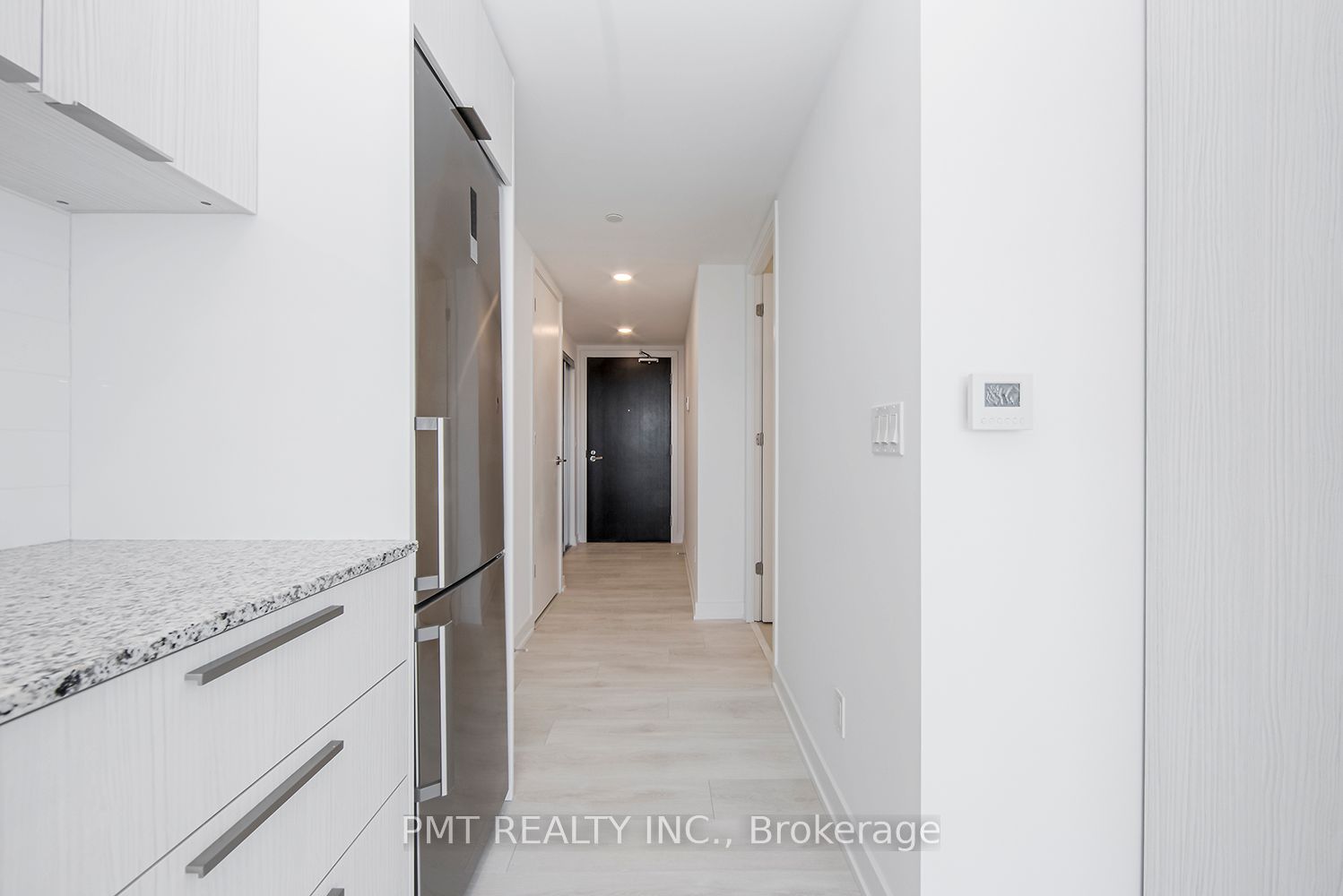 18 Maitland Terrace 1705, Toronto, ON M4Y 0H2 photo 2