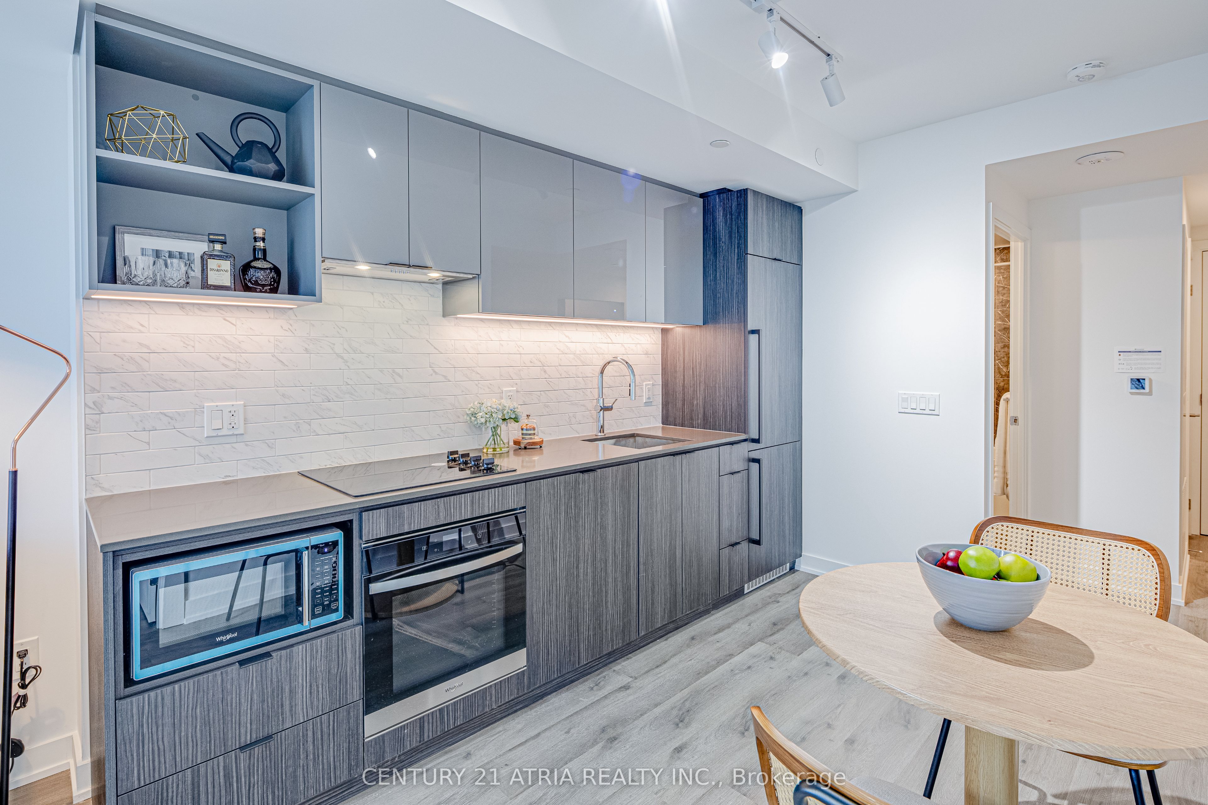 252 Church Street 2308, Toronto, ON M5B 0E6 photo 5